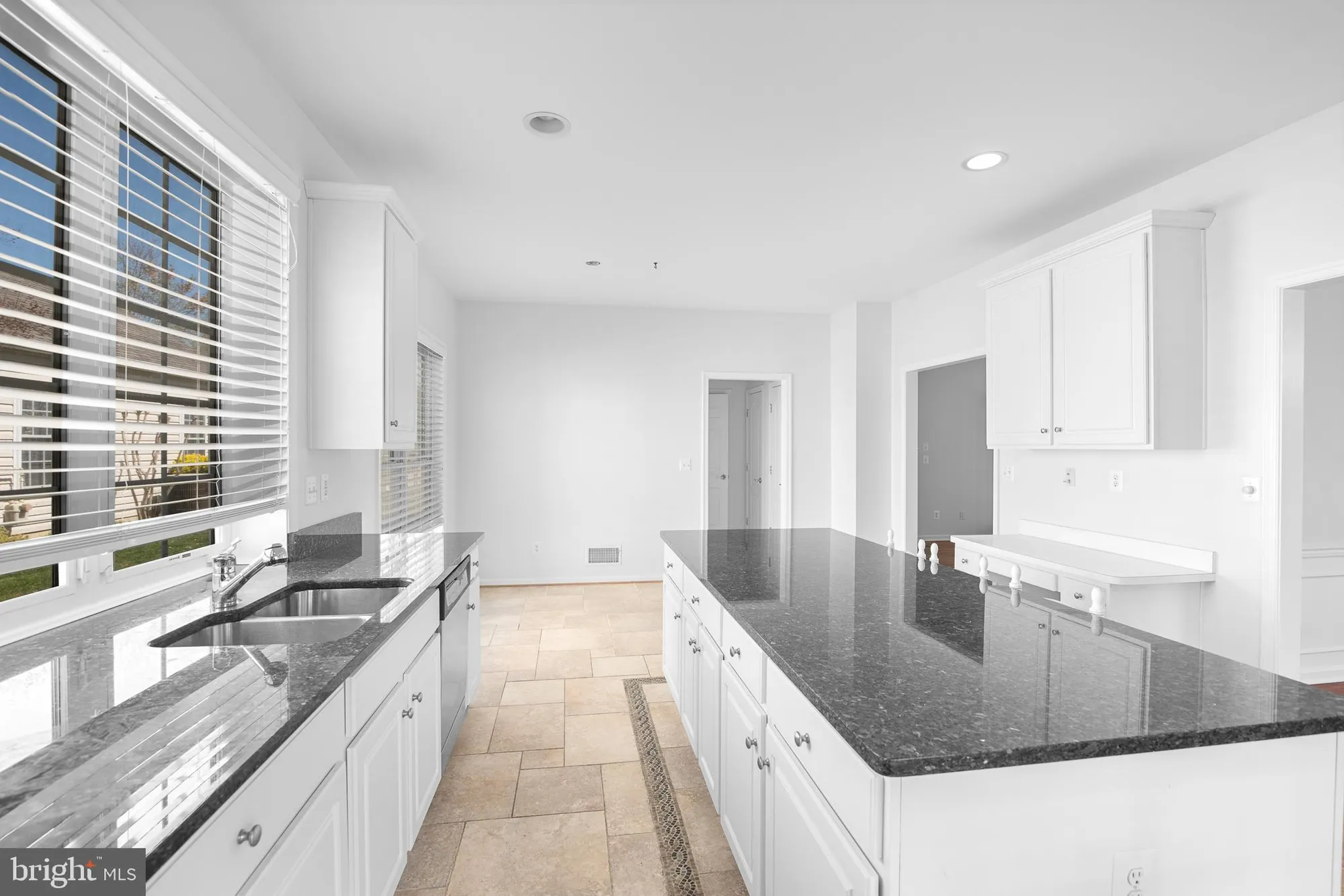 Property Slideshow image 11 of 21 | 29653 lyons dr, Easton, MD, 21601