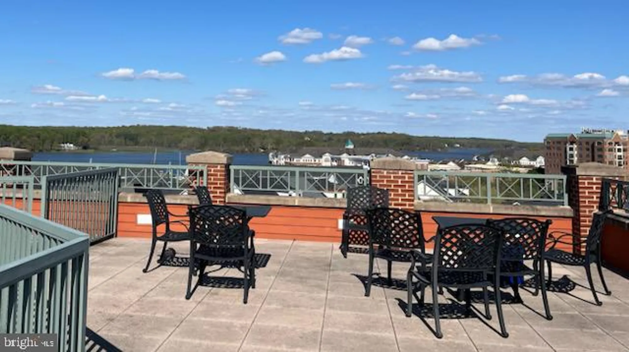 Property Slideshow image 21 of 29 | 680 watermans dr apt 301, Woodbridge, VA, 22191