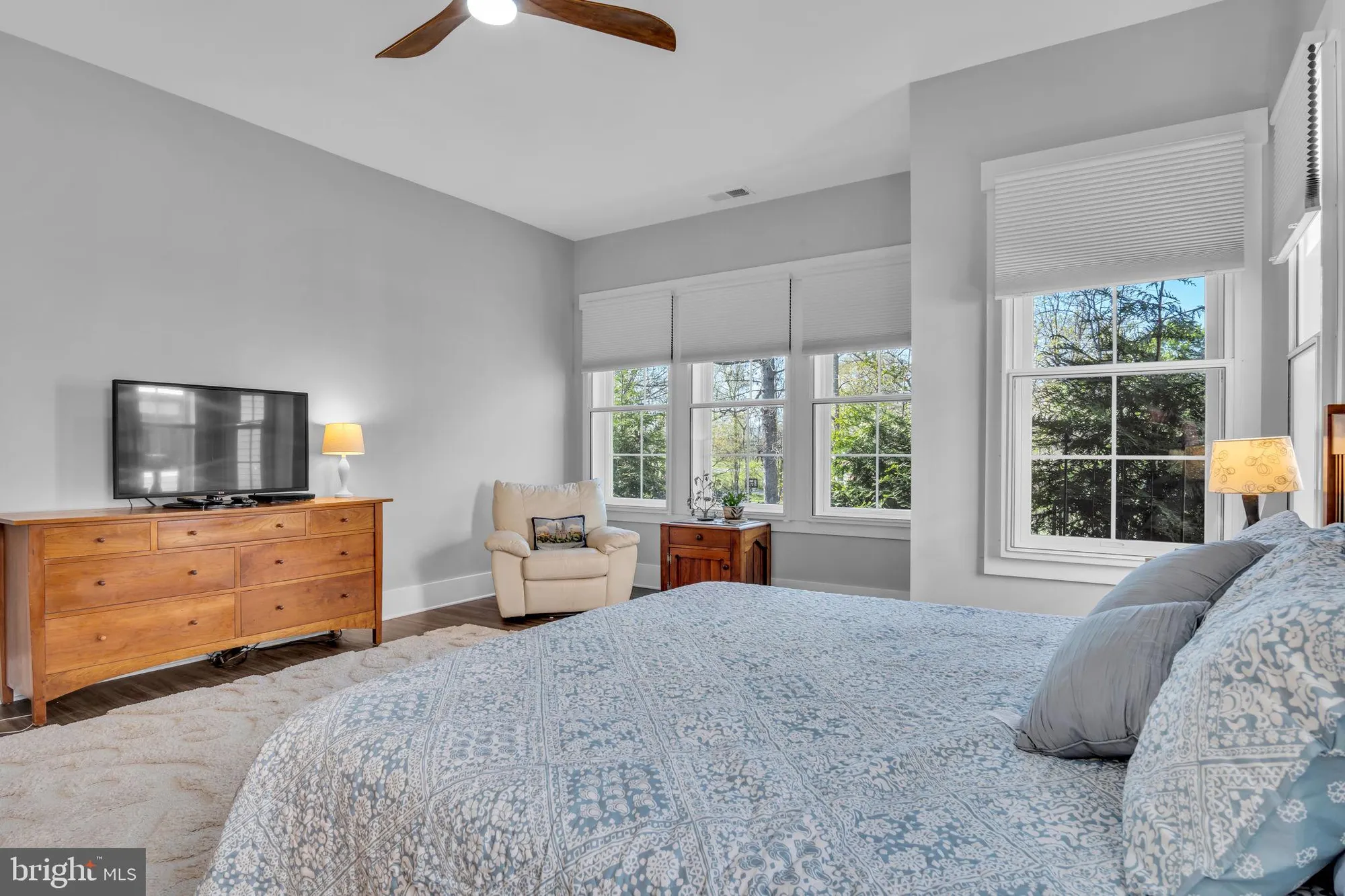 Property Slideshow image 4 of 78 | 215 rustic wood dr, Gettysburg, PA, 17325