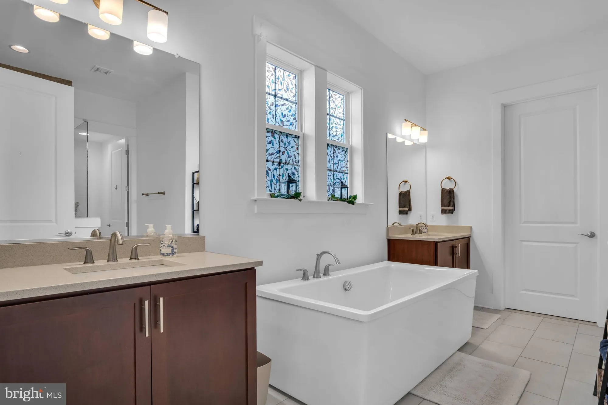 Property Slideshow image 6 of 78 | 215 rustic wood dr, Gettysburg, PA, 17325