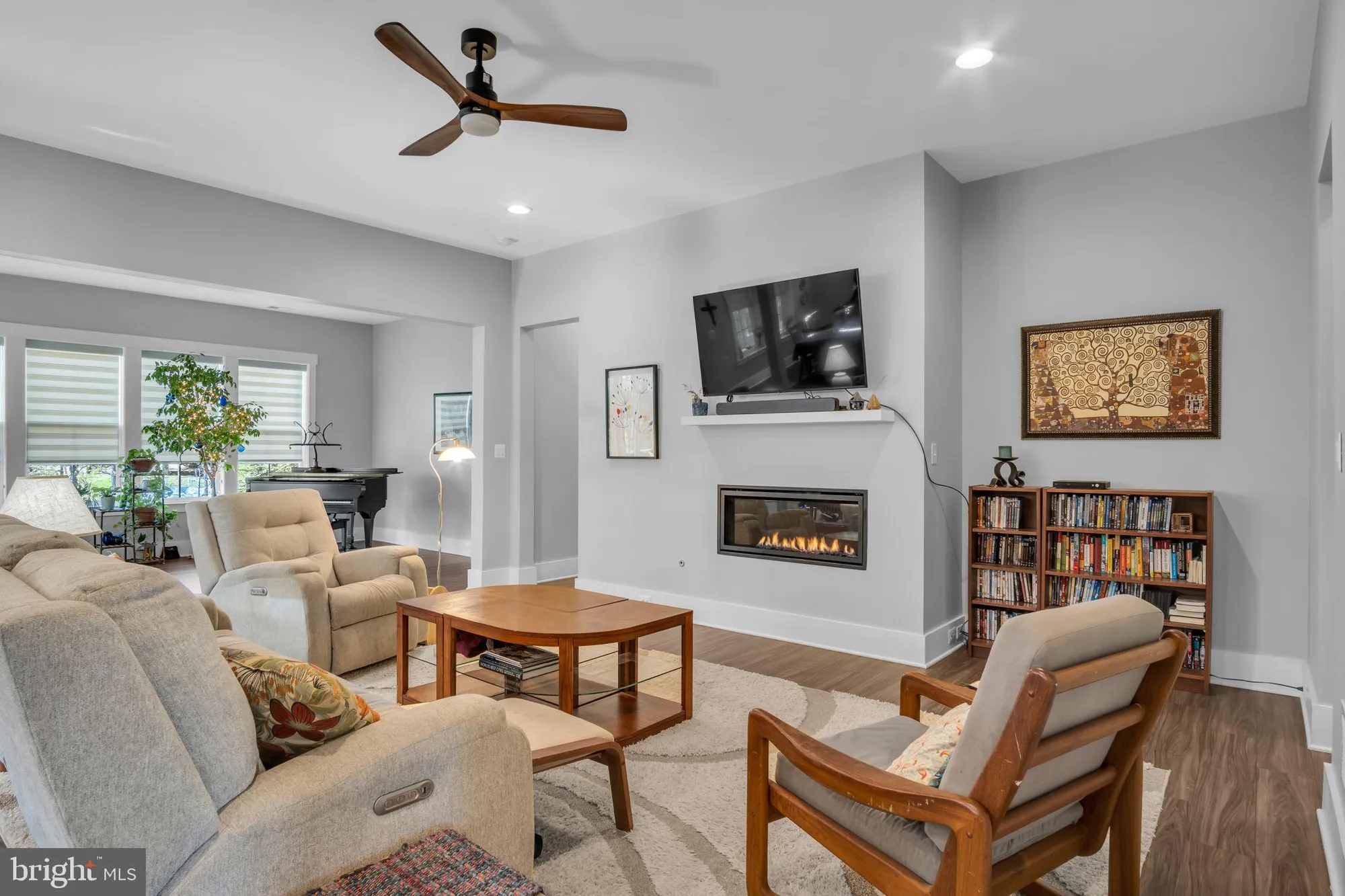 Property Slideshow image 10 of 78 | 215 rustic wood dr, Gettysburg, PA, 17325