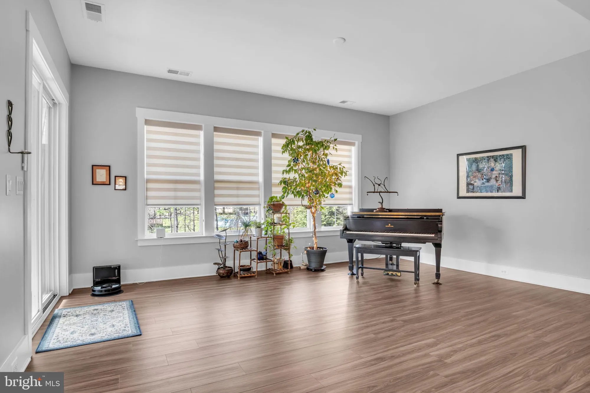 Property Slideshow image 12 of 78 | 215 rustic wood dr, Gettysburg, PA, 17325