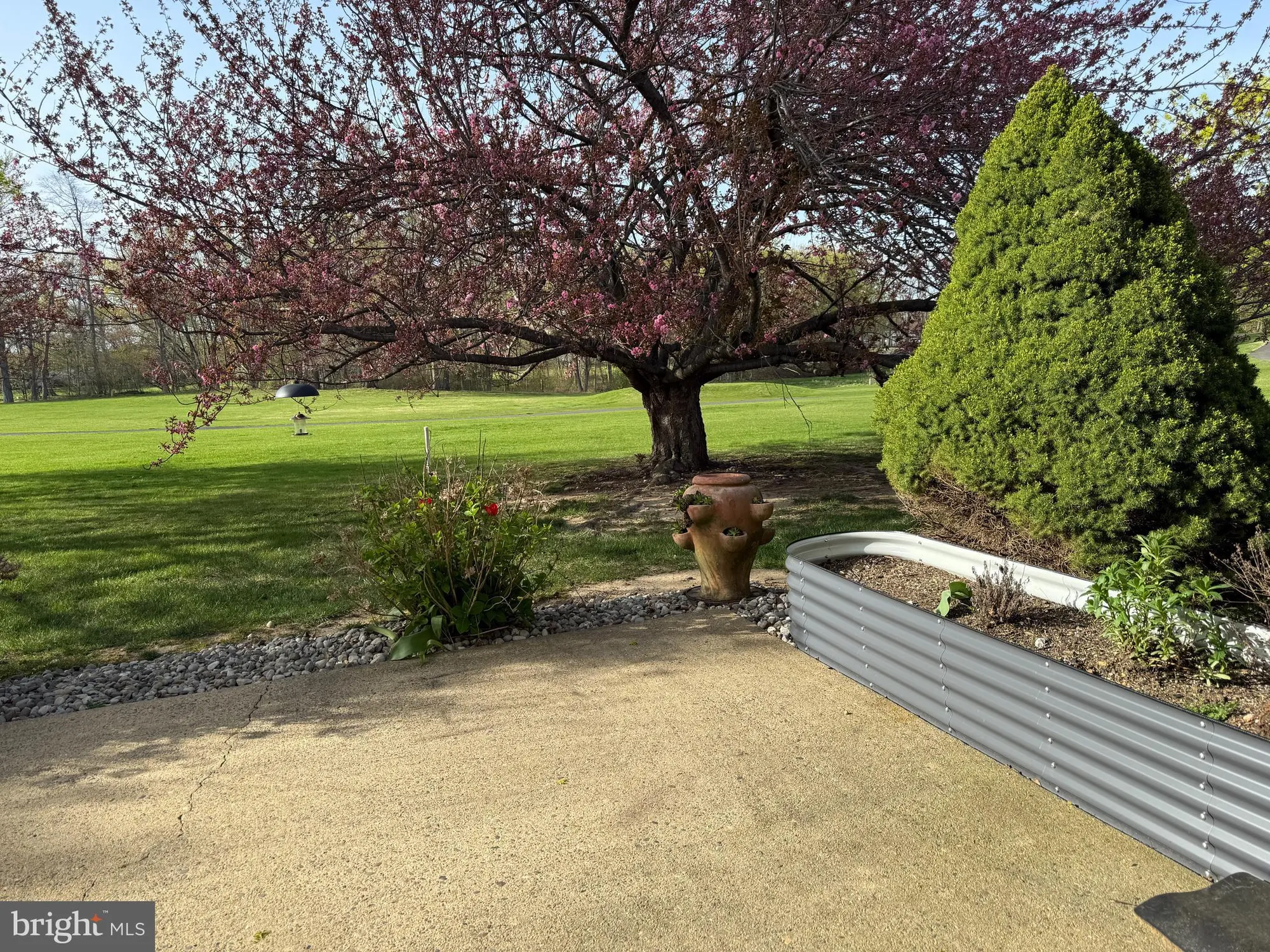 Property Slideshow image 16 of 19 | 492 delair rd c, Monroe, NJ, 08831