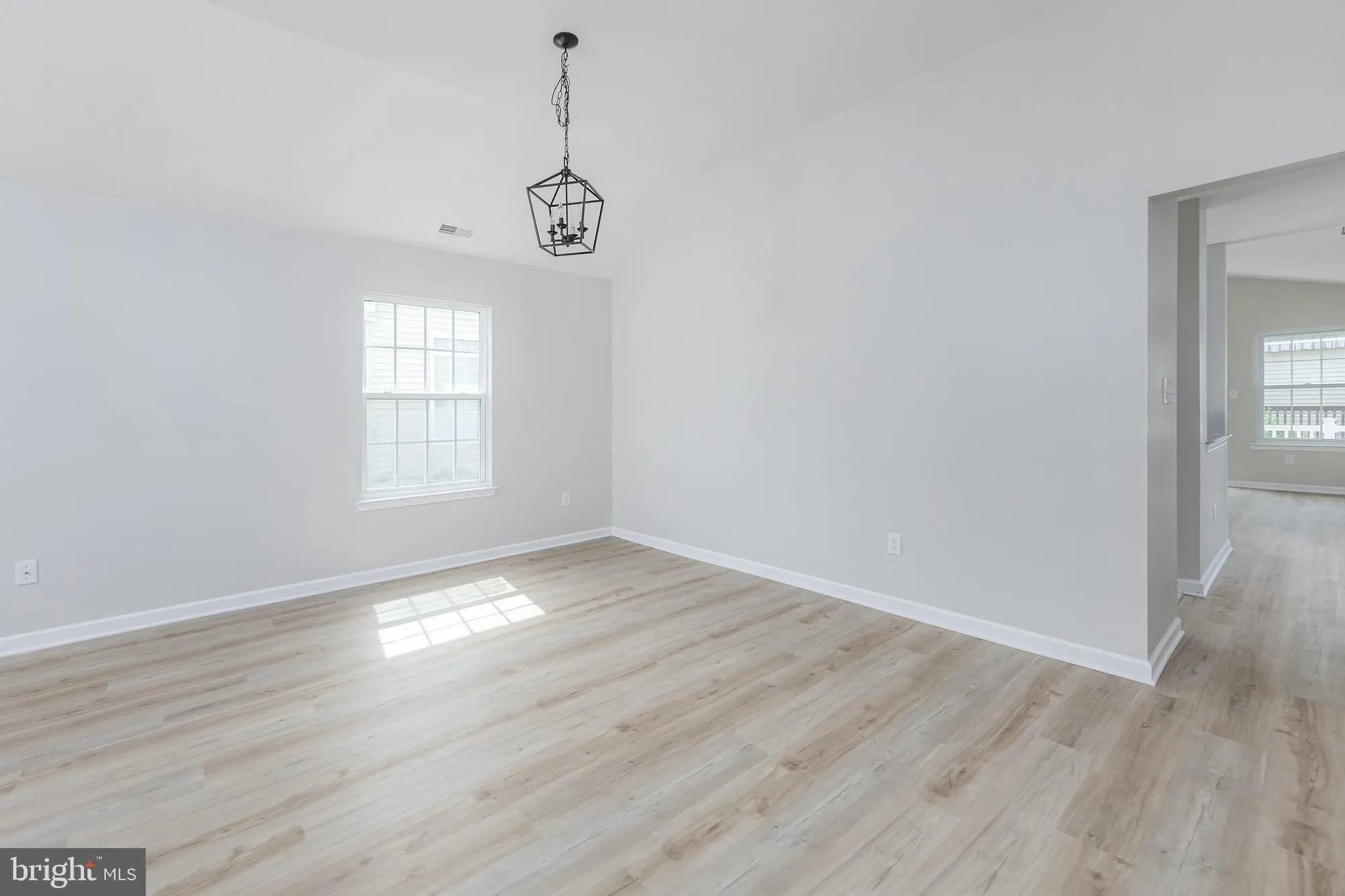 Property Slideshow image 9 of 18 | 507 saint kitts dr, Williamstown, NJ, 08094