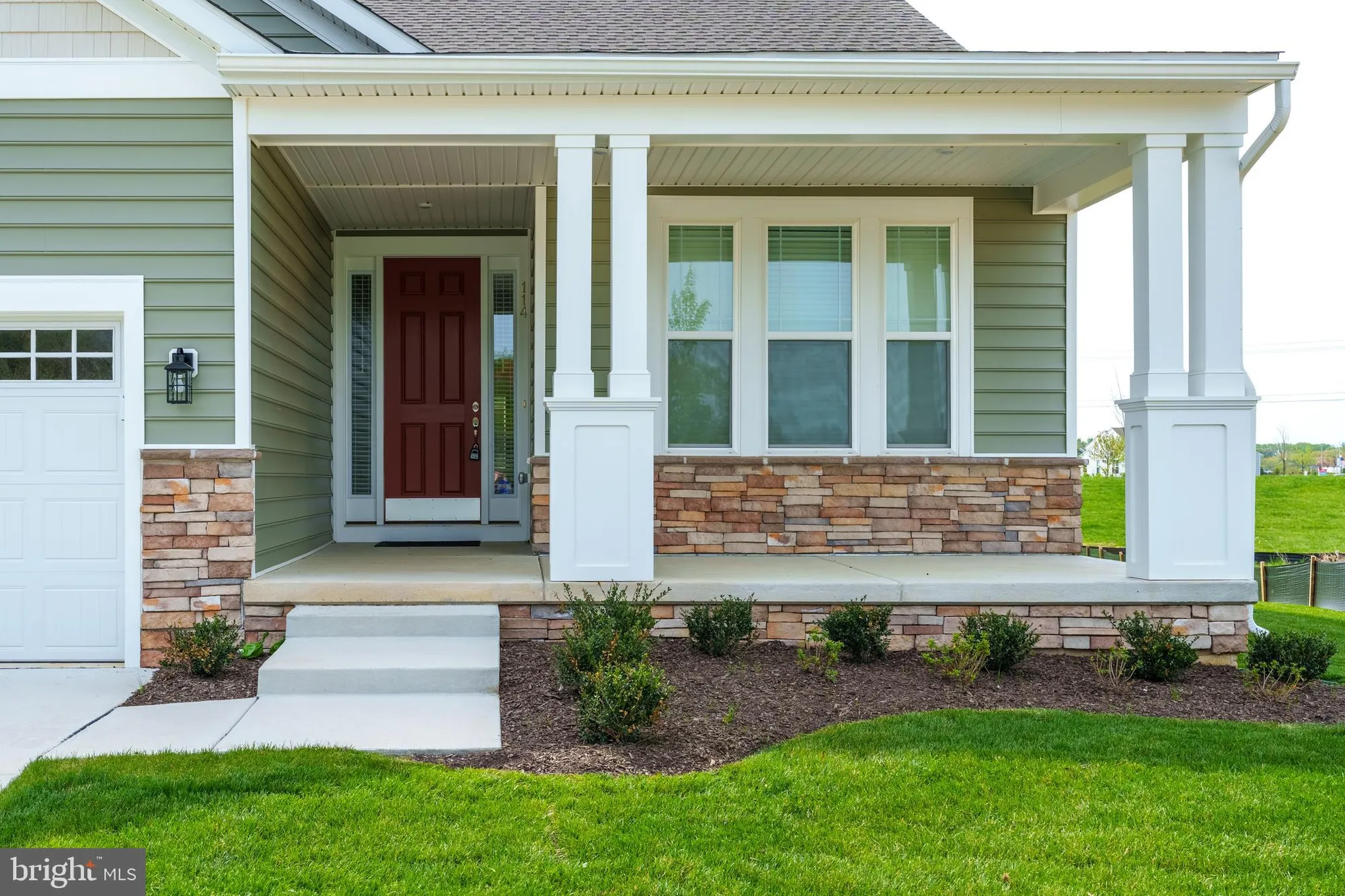 Property Slideshow image 3 of 74 | 114 austrian pine ct, Middletown, DE, 19709