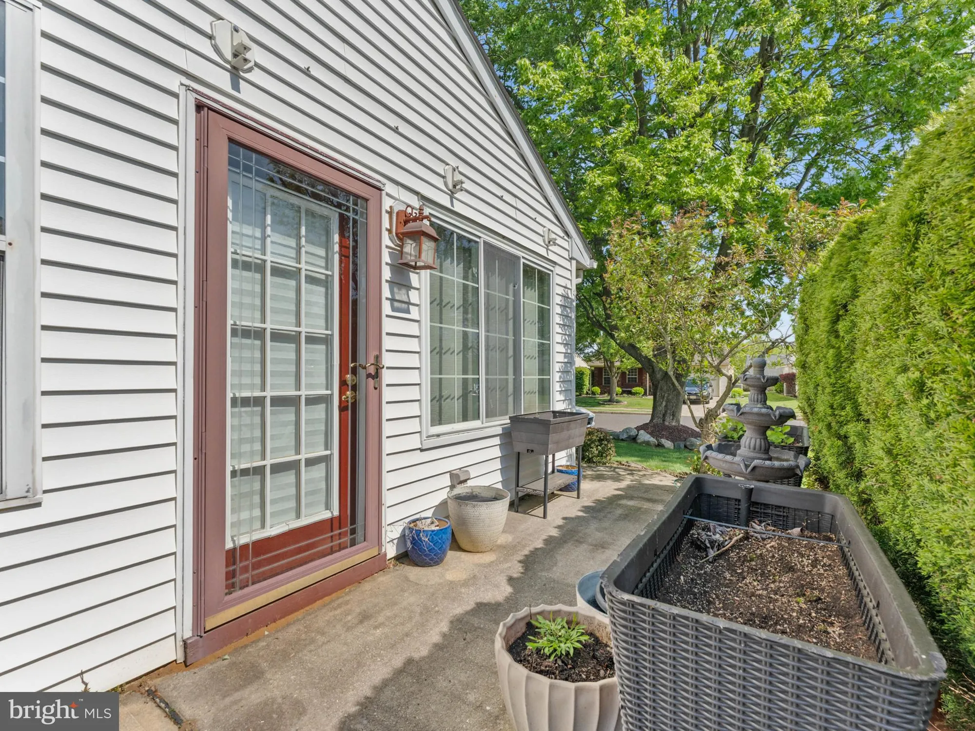 Property Slideshow image 9 of 31 | 2 windmill ct, Columbus, NJ, 08022