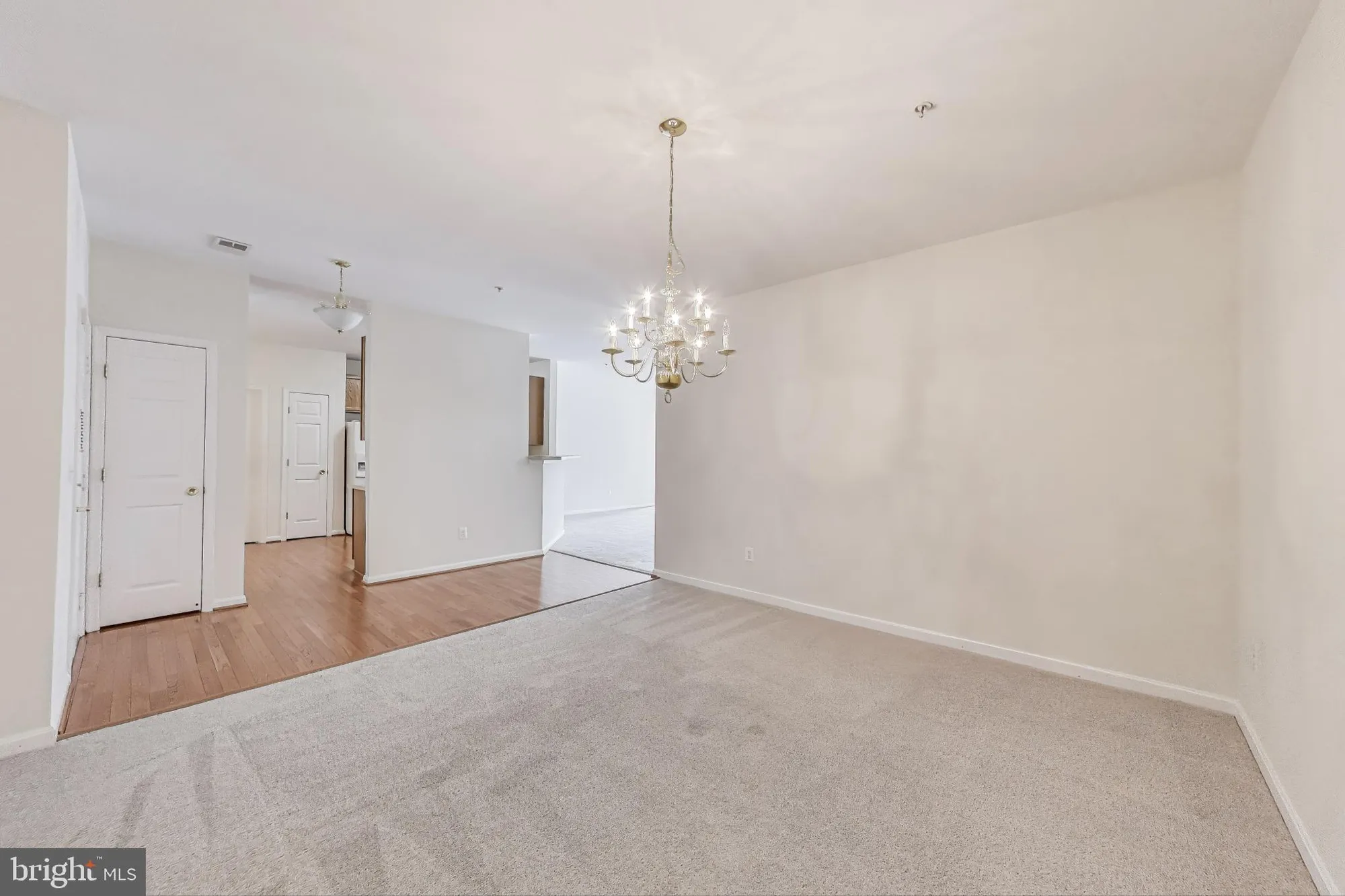 Property Slideshow image 11 of 28 | 13401 belle chasse blvd 411, Laurel, MD, 20707
