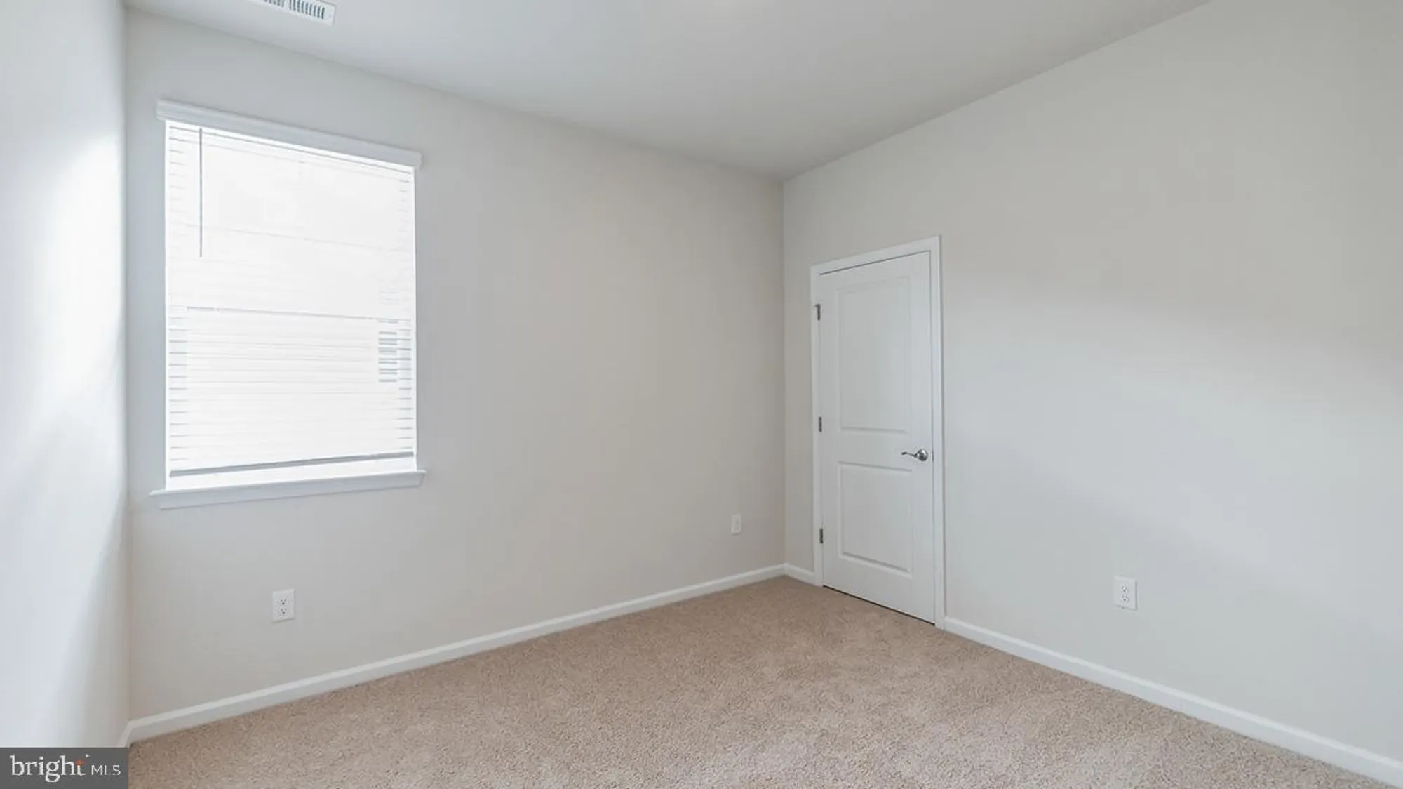 Property Slideshow image 13 of 15 | 104 chokeberry way, Gettysburg, PA, 17325