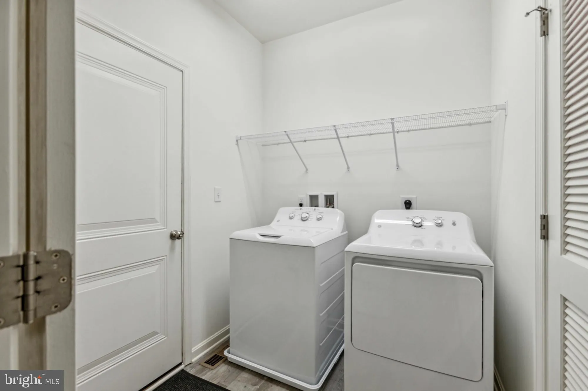 Property Slideshow image 28 of 54 | 219 heron cir, New Castle, DE, 19720