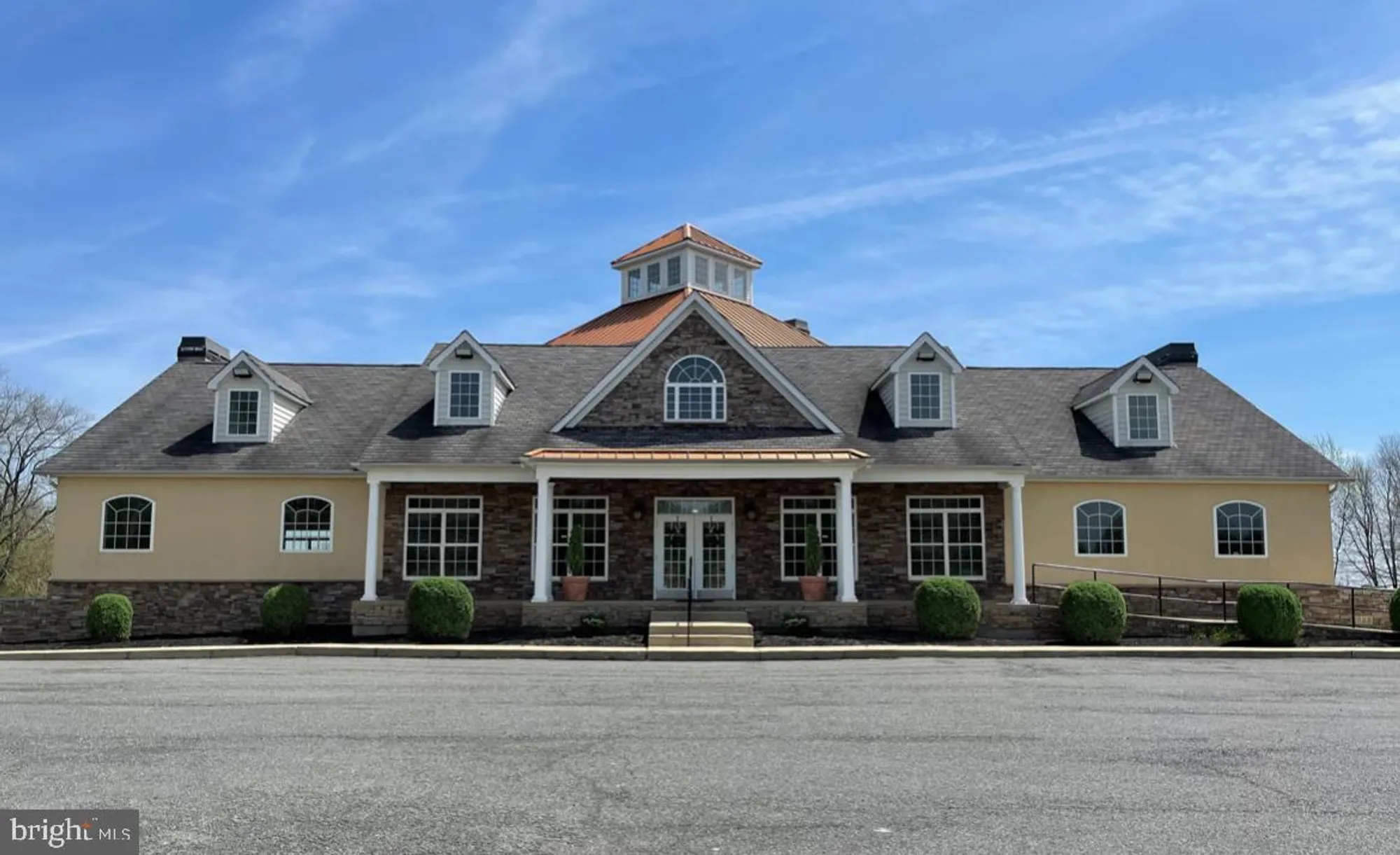 Property Slideshow image 43 of 54 | 219 heron cir, New Castle, DE, 19720