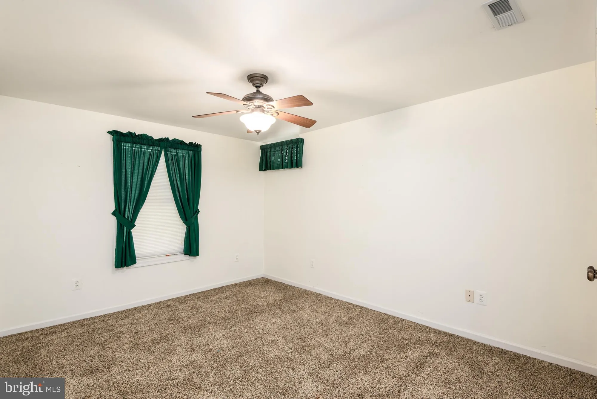 Property Slideshow image 38 of 45 | 107 overture way, Centreville, MD, 21617