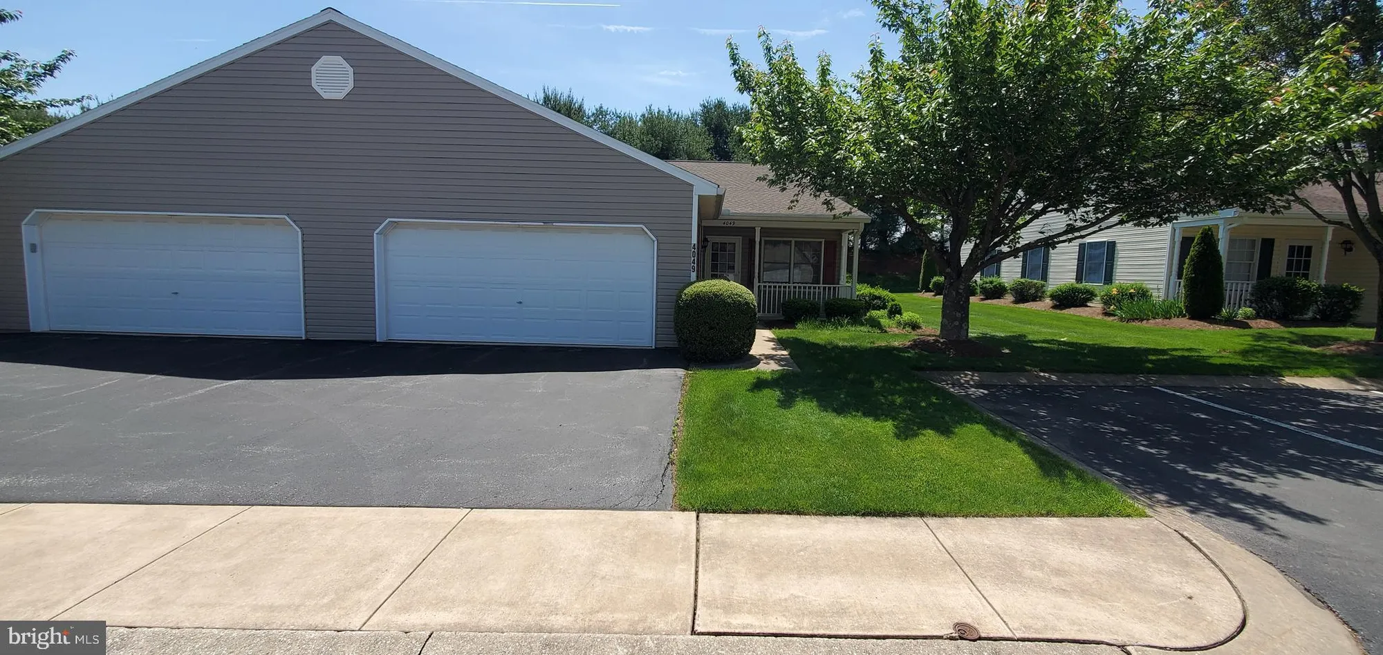 Property Slideshow image 2 of 2 | 4049 woodspring ln # 4049, York, PA, 17402