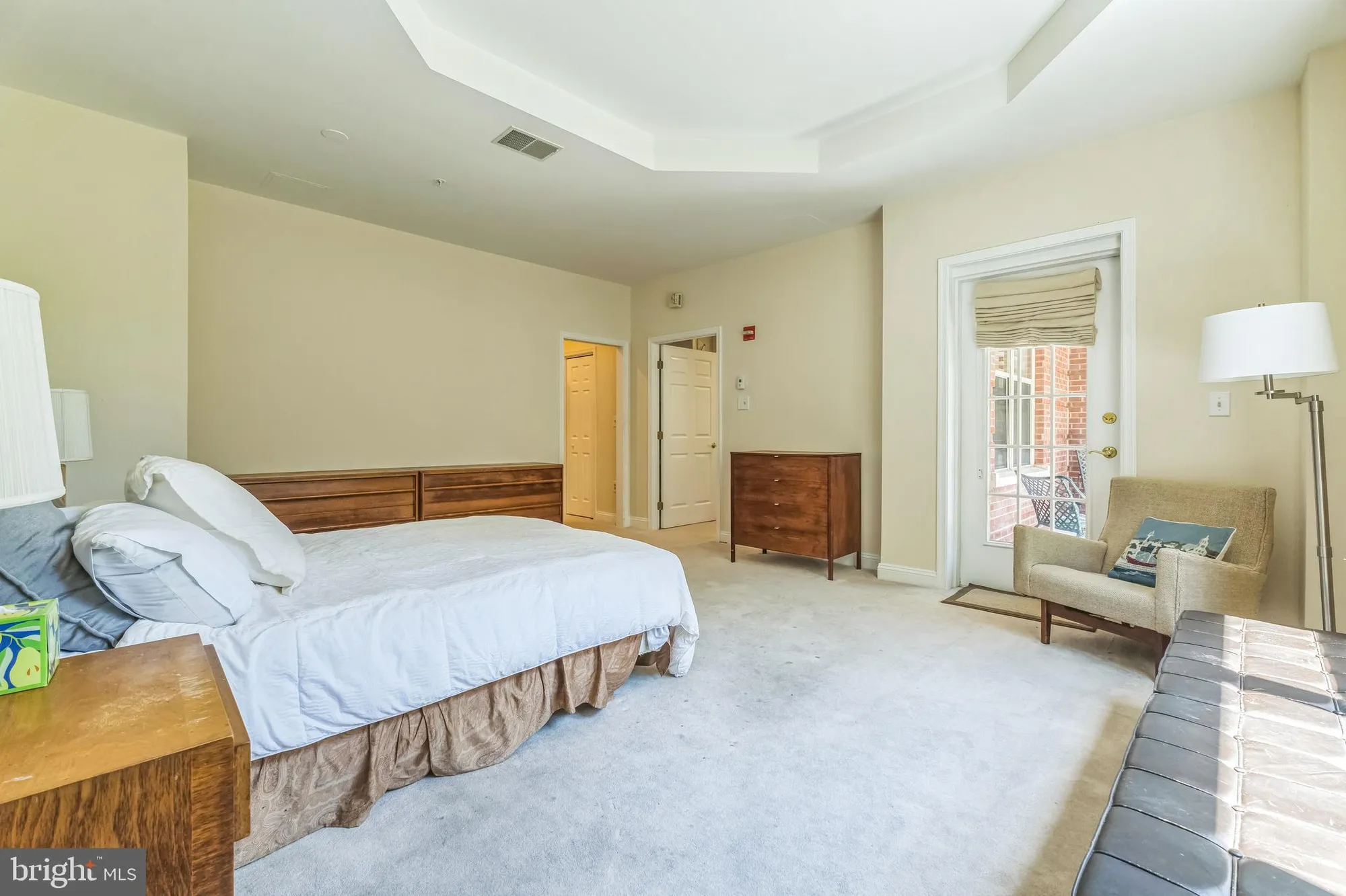 Property Slideshow image 18 of 31 | 2140 windrow dr, Princeton, NJ, 08540