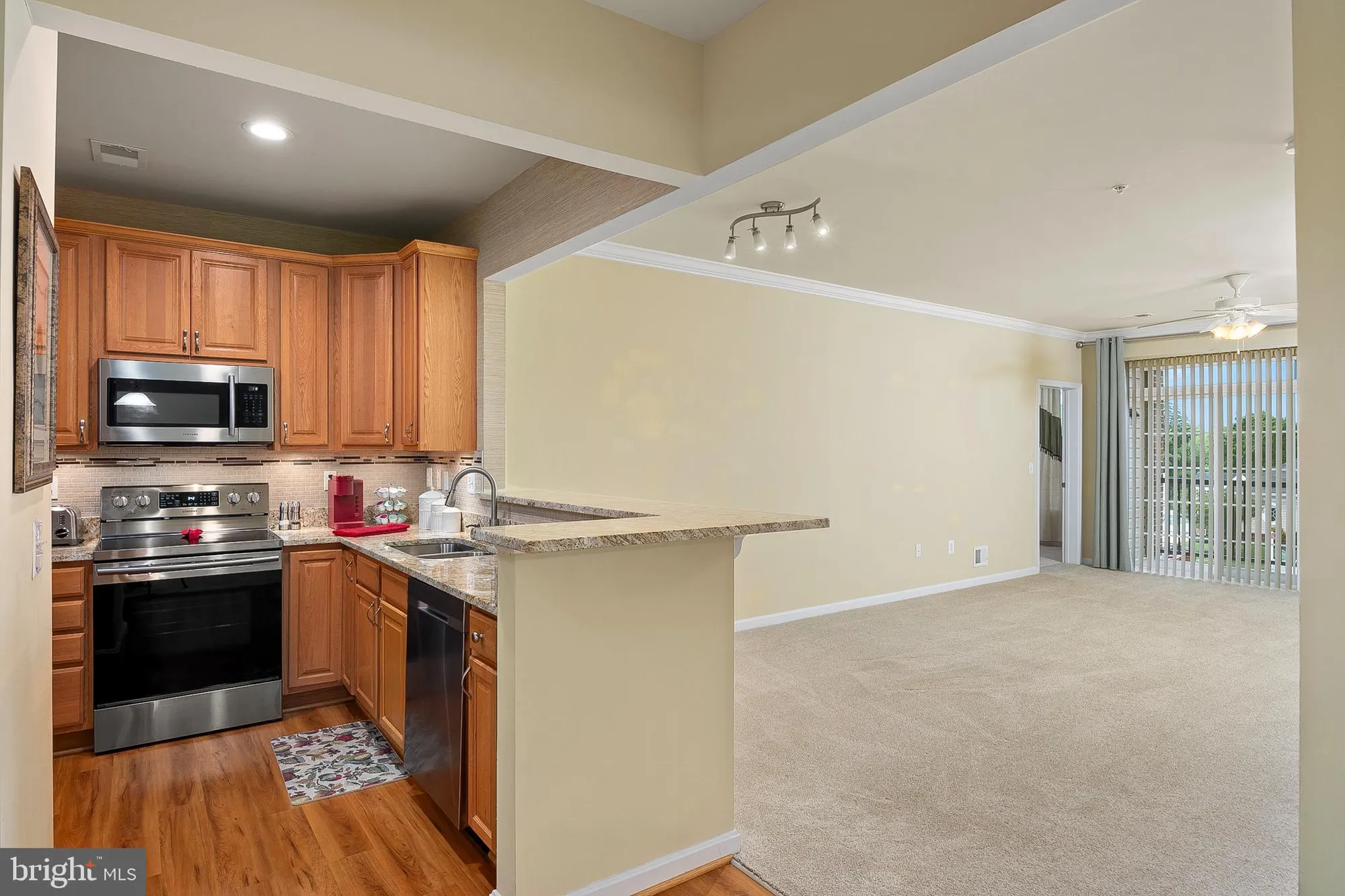 Property Slideshow image 7 of 43 | 8603 wintergreen ct unit 201, Odenton, MD, 21113