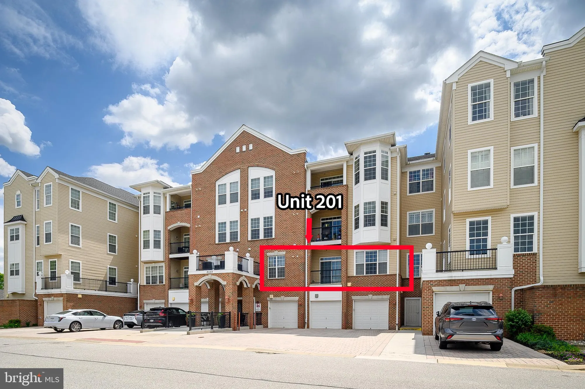 Property Slideshow image 2 of 43 | 8603 wintergreen ct unit 201, Odenton, MD, 21113