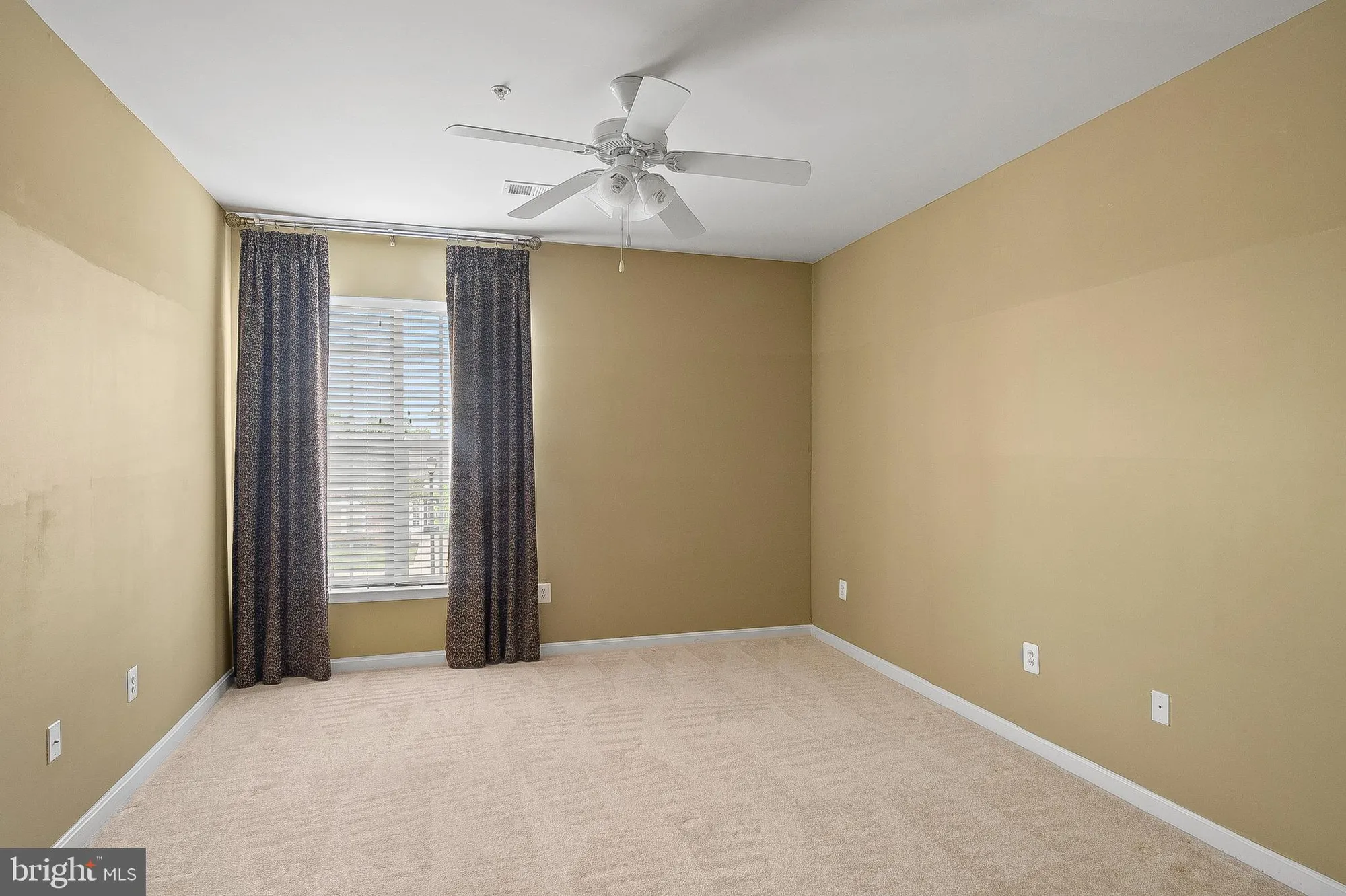 Property Slideshow image 34 of 43 | 8603 wintergreen ct unit 201, Odenton, MD, 21113