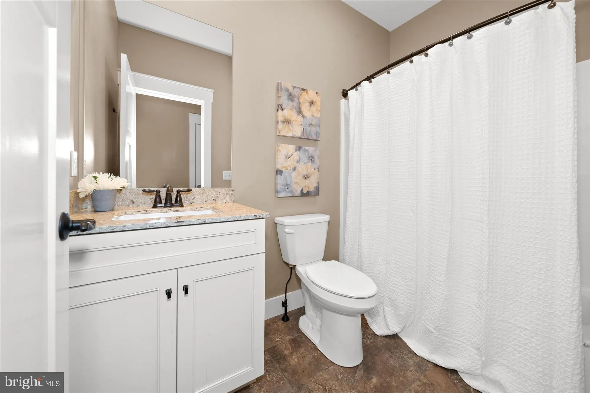 Property Slideshow image 35 of 48 | 843 summer breeze path, Cochranville, PA, 19330