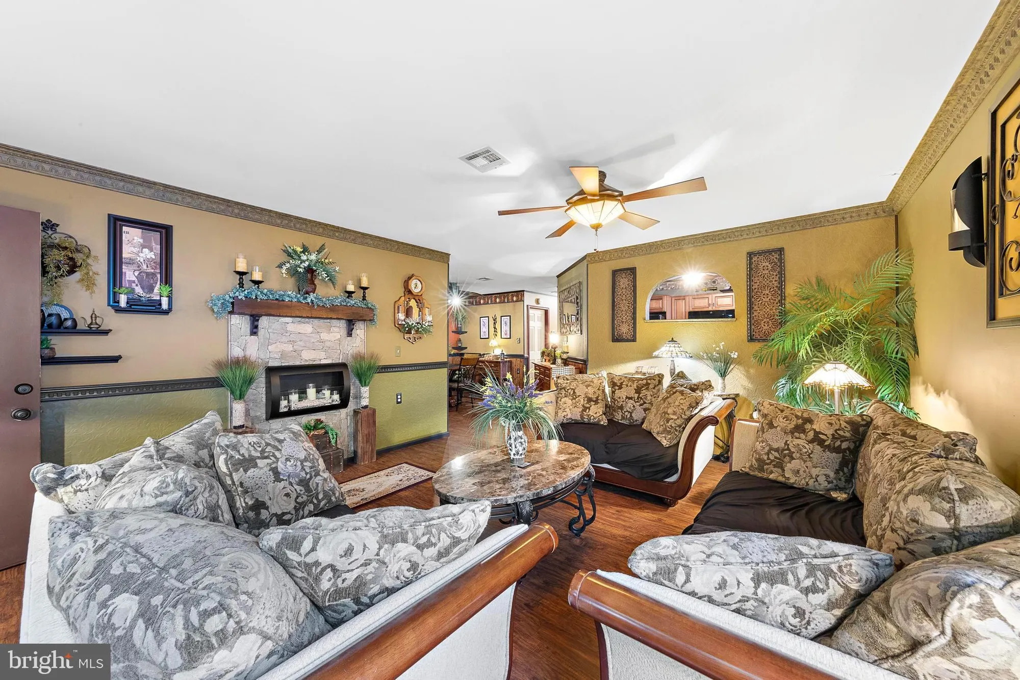 Property Slideshow image 7 of 38 | 22 fir rd, Manahawkin, NJ, 08050