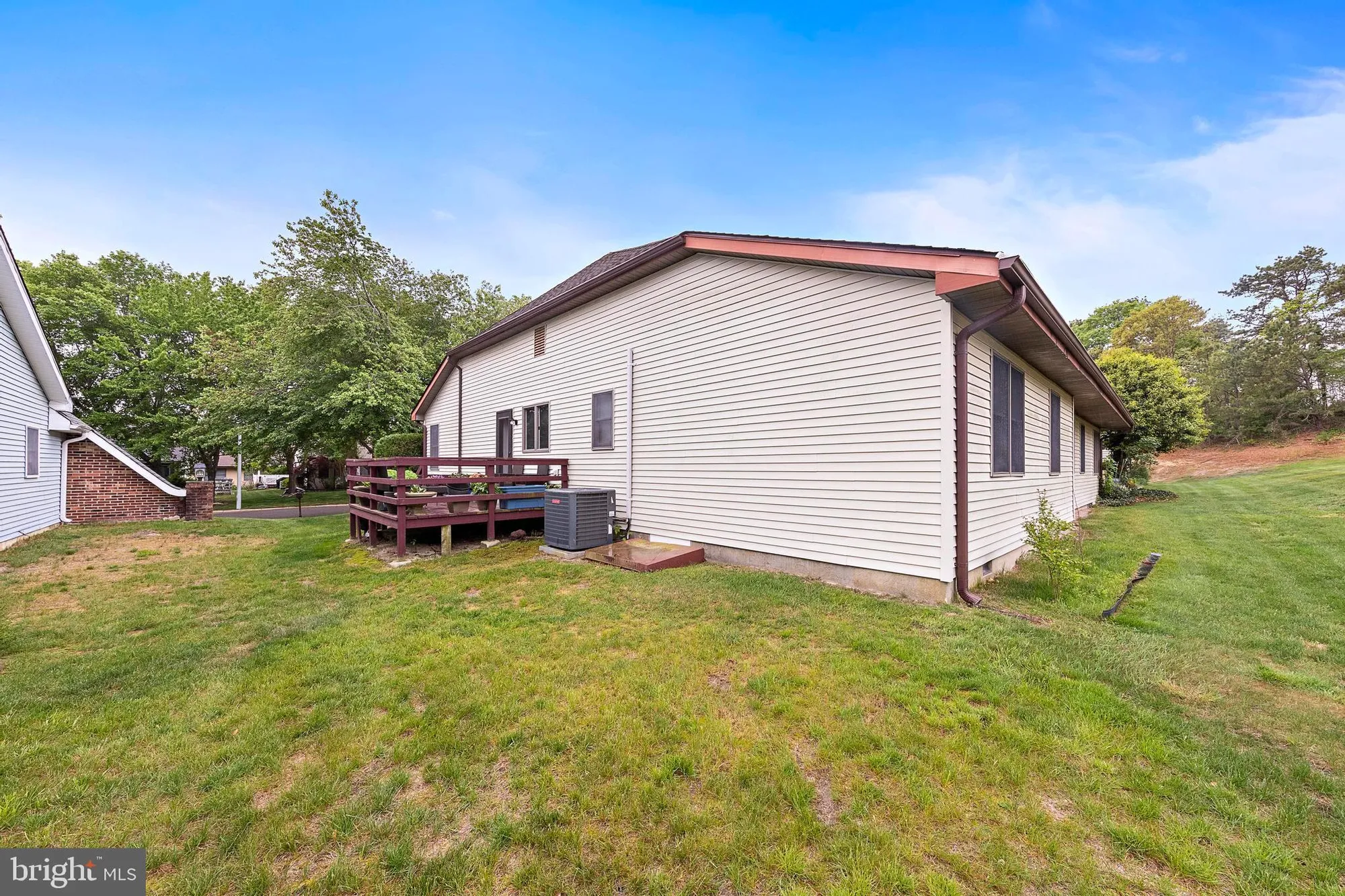 Property Slideshow image 37 of 38 | 22 fir rd, Manahawkin, NJ, 08050