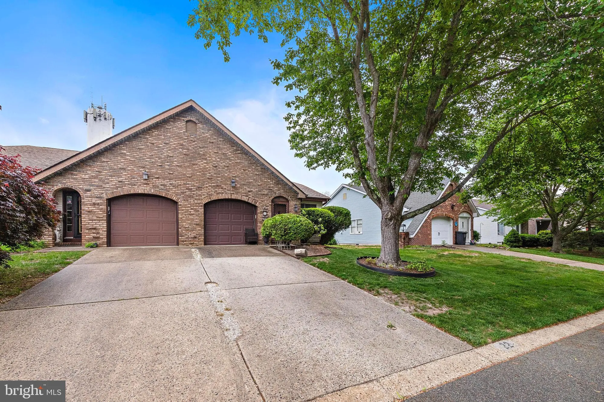 Property Slideshow image 4 of 38 | 22 fir rd, Manahawkin, NJ, 08050