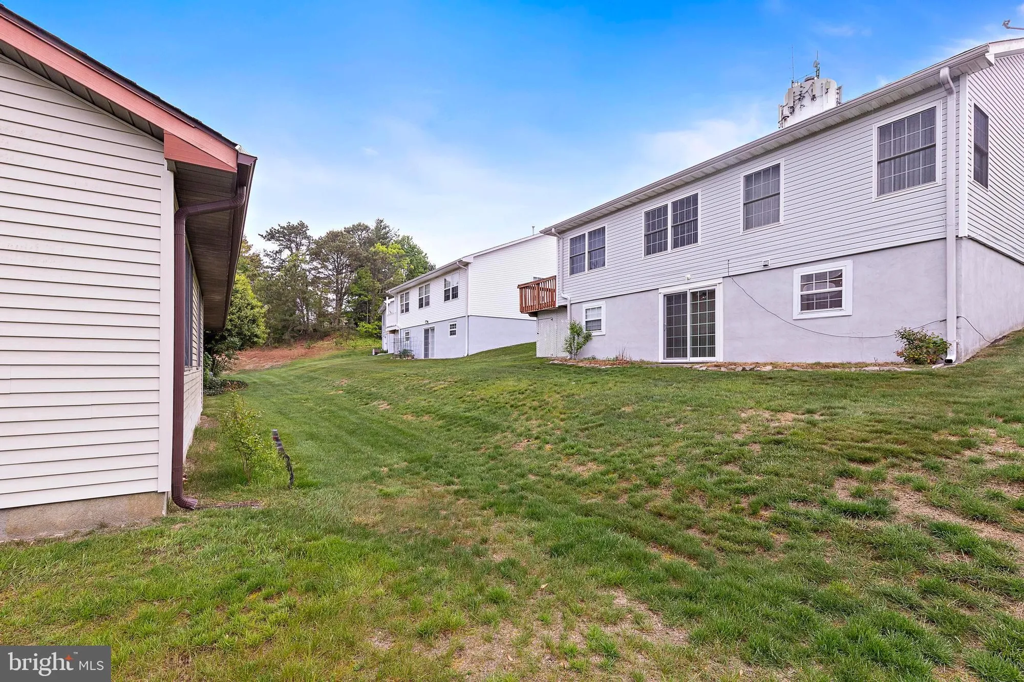 Property Slideshow image 38 of 38 | 22 fir rd, Manahawkin, NJ, 08050