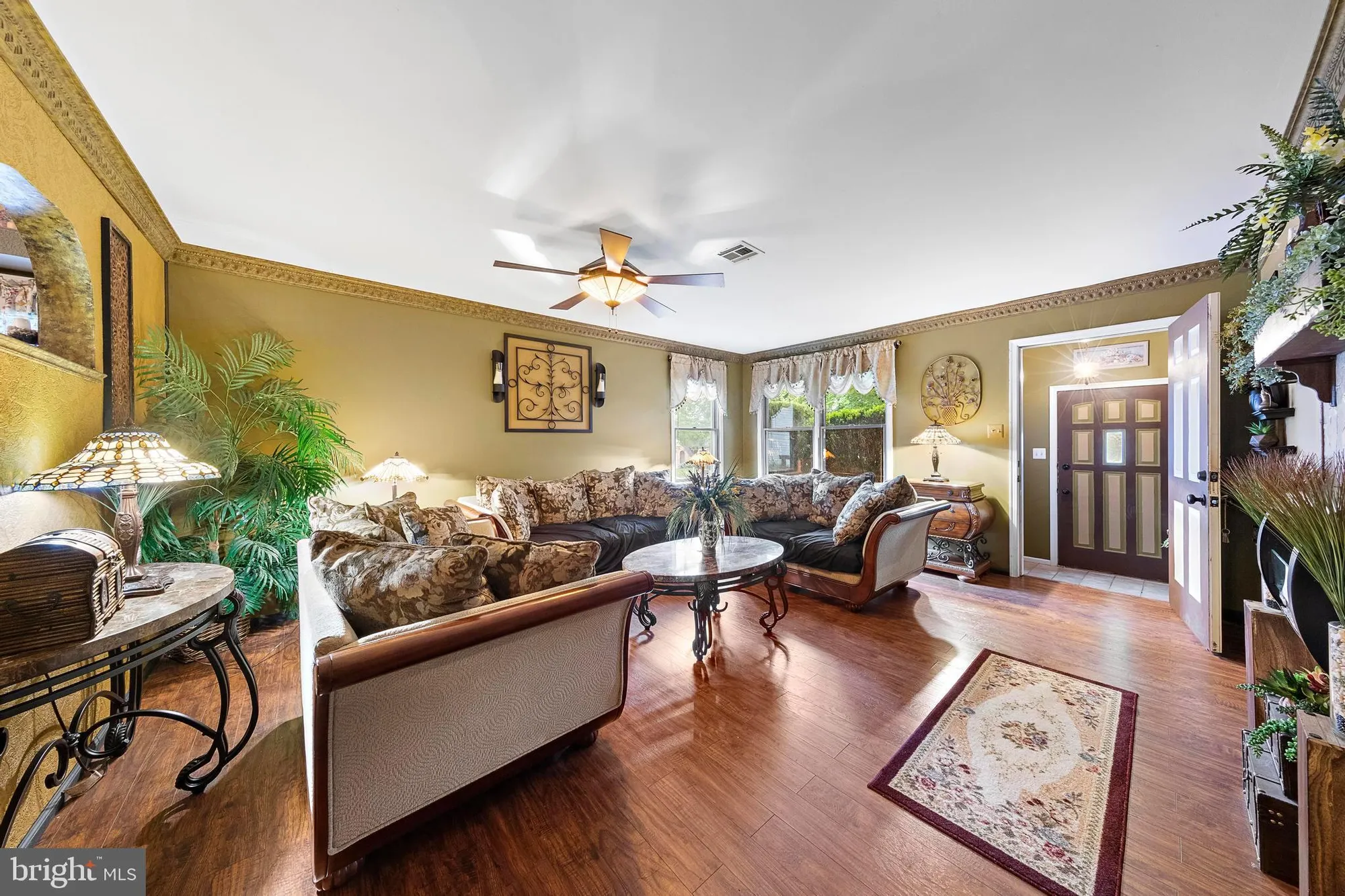 Property Slideshow image 5 of 38 | 22 fir rd, Manahawkin, NJ, 08050