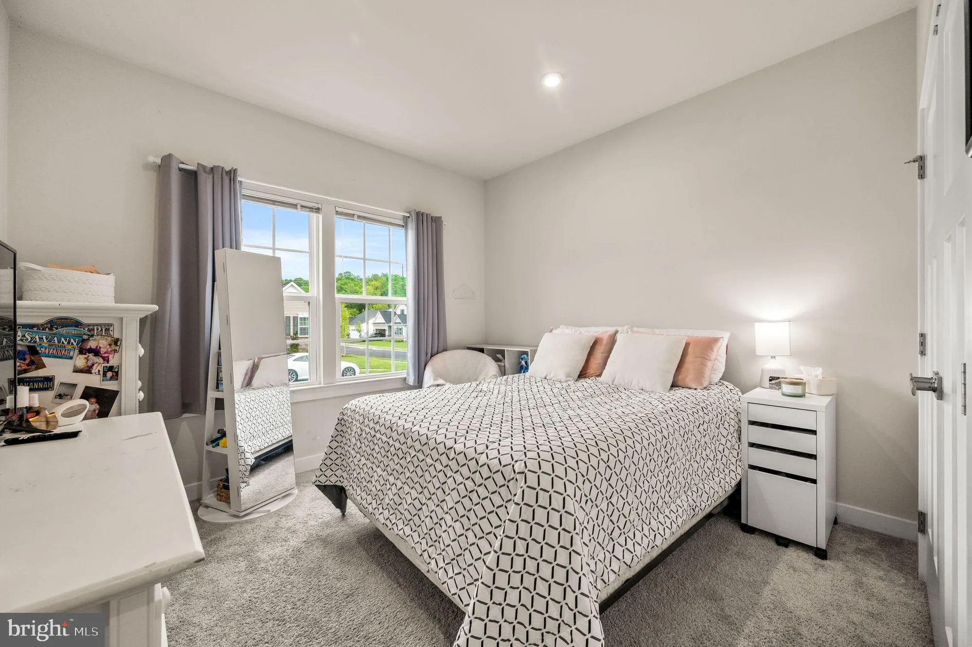 Property Slideshow image 20 of 37 | 532 christiana manor dr, West Grove, PA, 19390