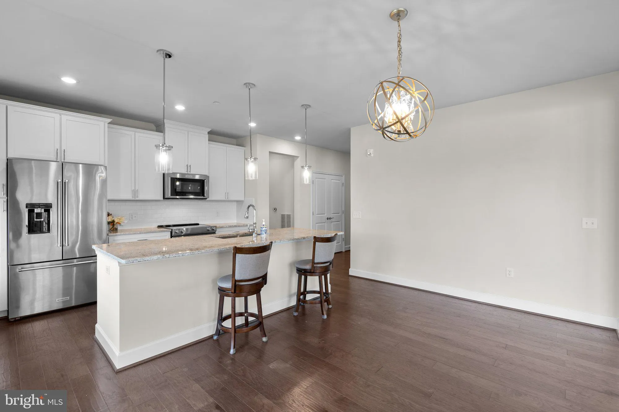 Property Slideshow image 21 of 46 | 2960 vaden dr # 2-312, Fairfax, VA, 22031