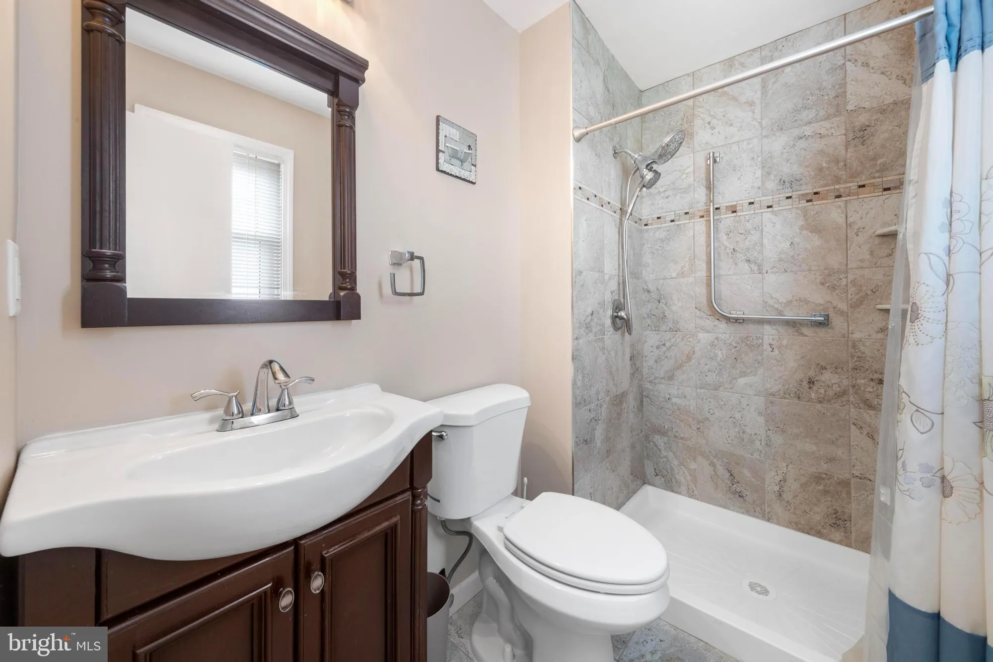 Property Slideshow image 19 of 27 | 162 harrington dr, Toms River, NJ, 08757