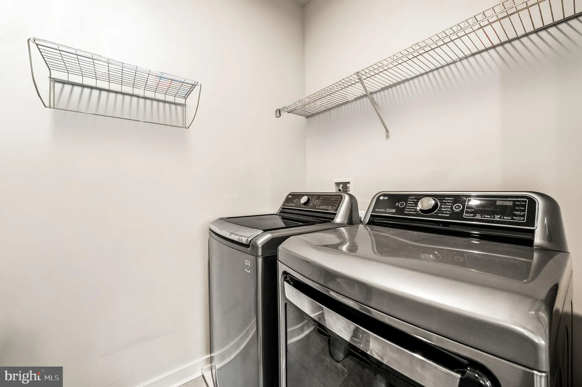 Property Slideshow image 16 of 37 | 532 christiana manor dr, West Grove, PA, 19390