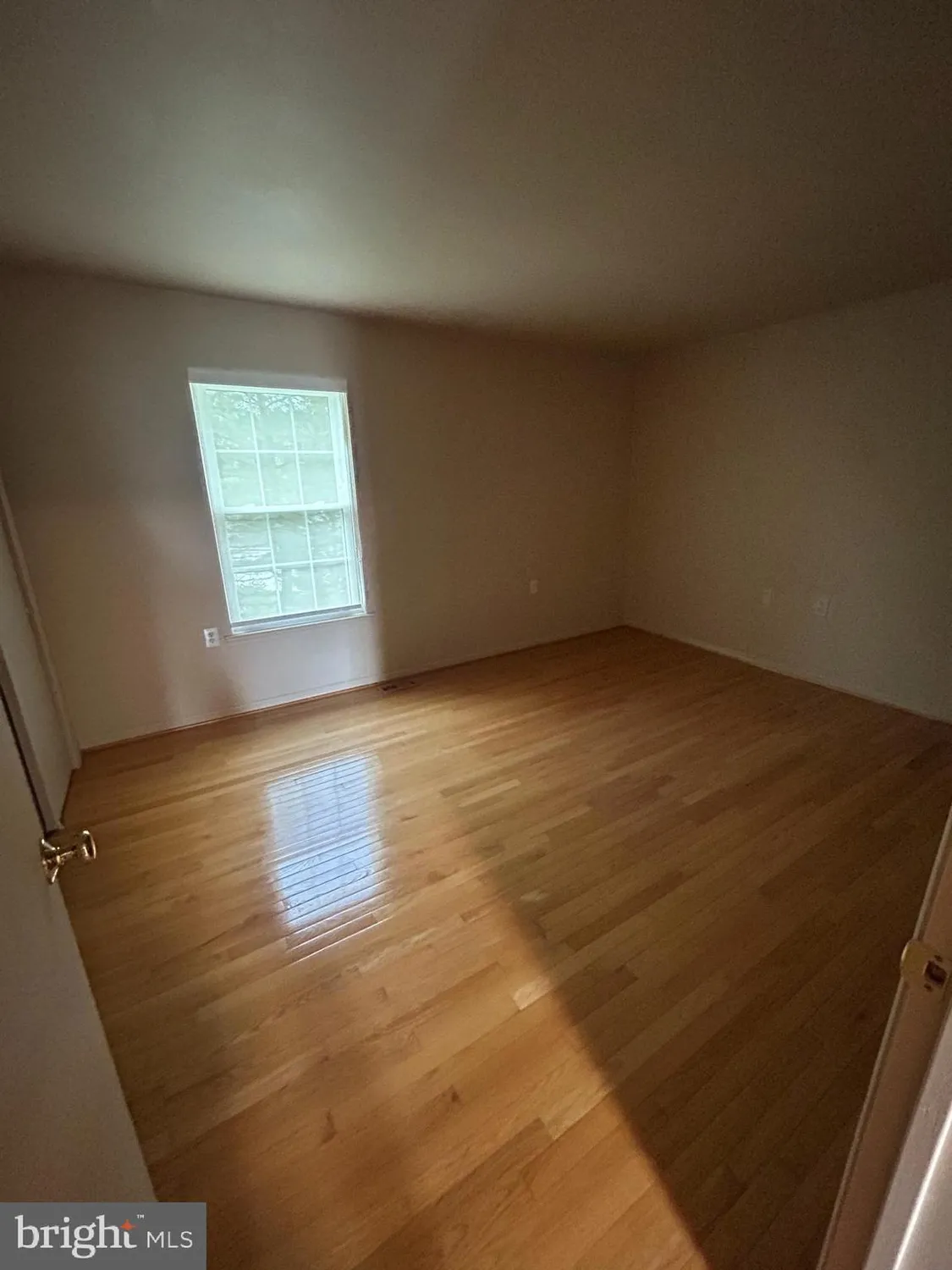 Property Slideshow image 11 of 16 | 107 tartan ln, Hainesport, NJ, 08036