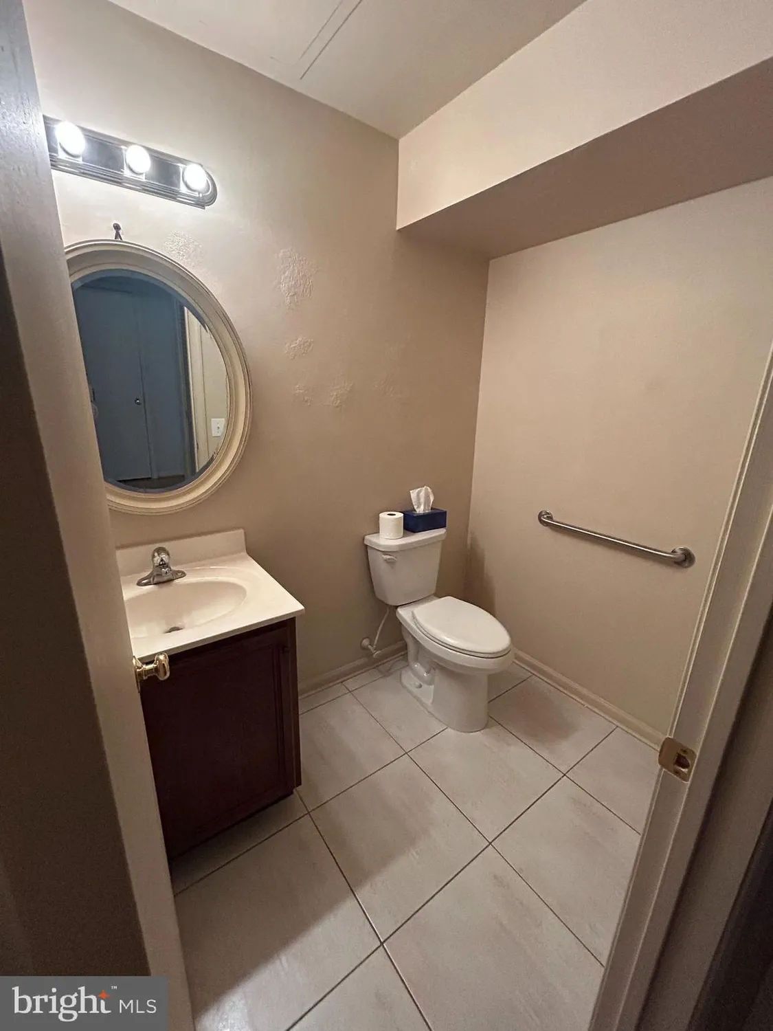 Property Slideshow image 8 of 16 | 107 tartan ln, Hainesport, NJ, 08036