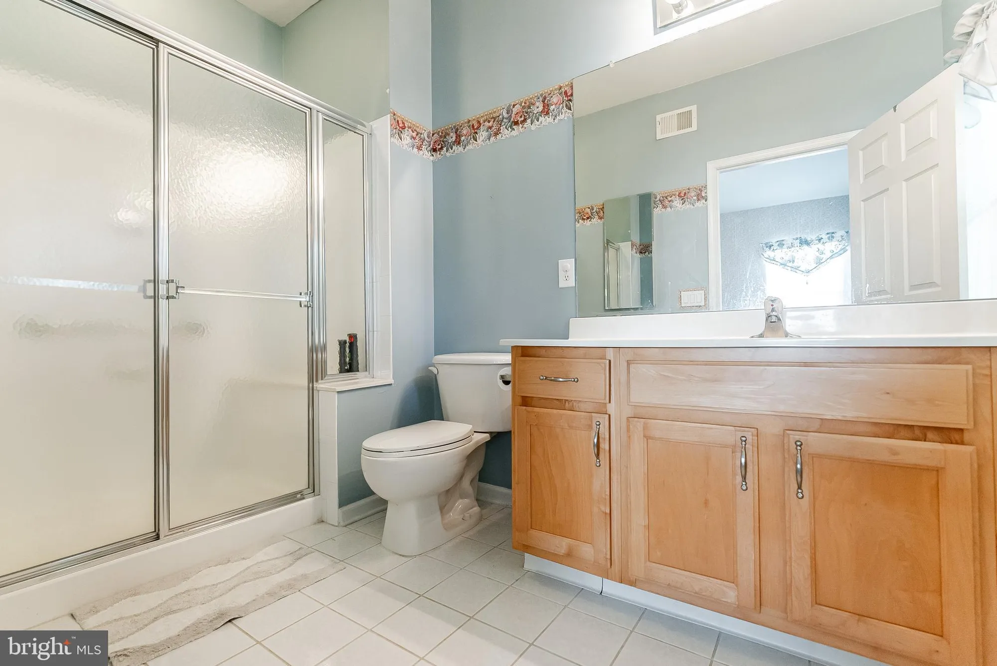 Property Slideshow image 18 of 26 | 17 tuscany cir, Manchester Township, NJ, 08759