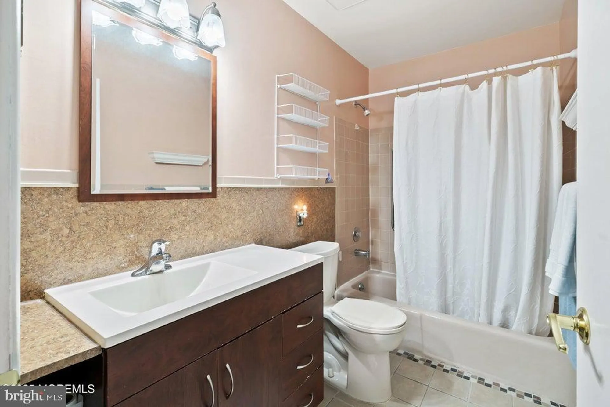 Property Slideshow image 17 of 28 | 17b bennington ln, Whiting, NJ, 08759