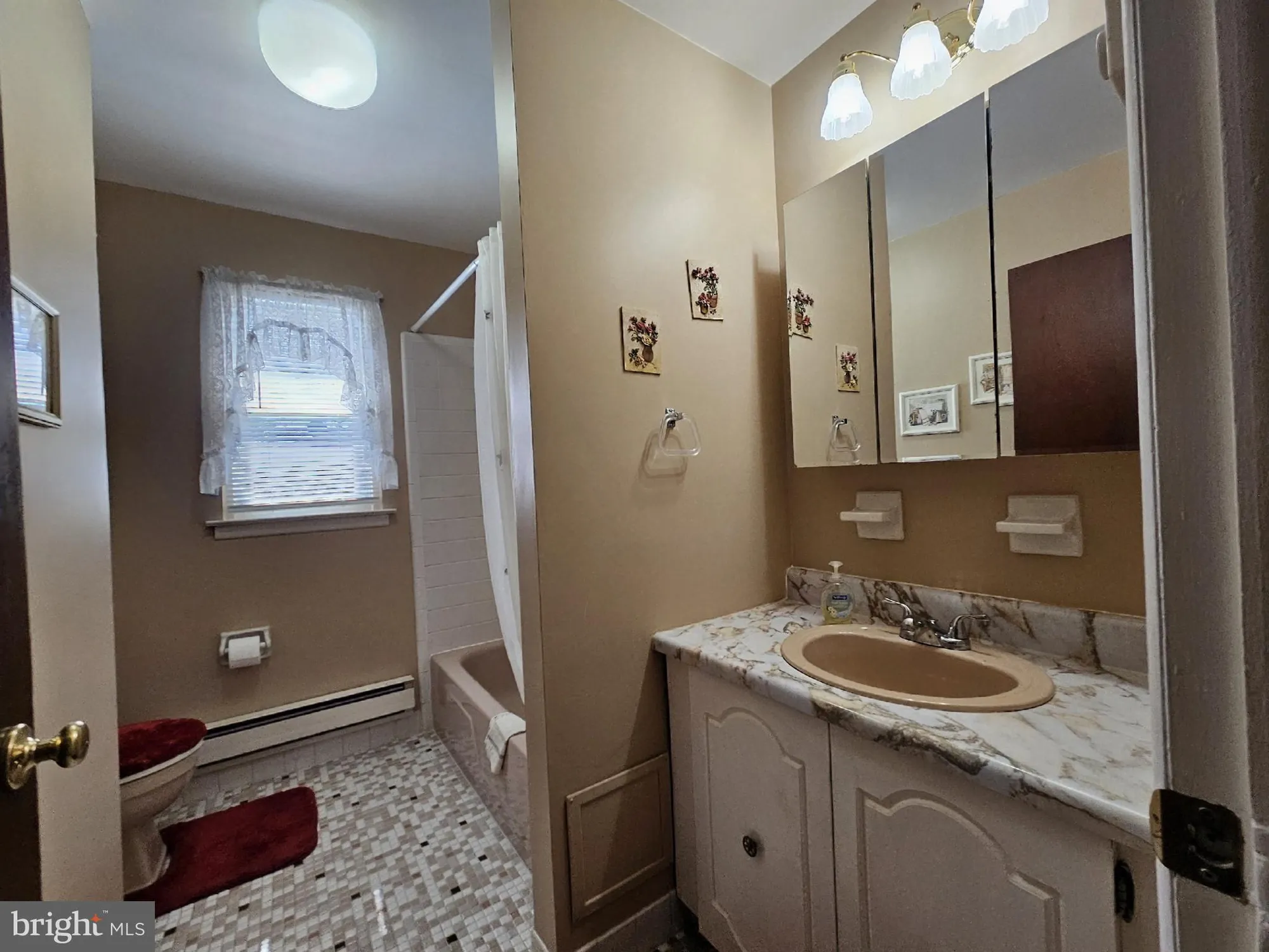 Property Slideshow image 15 of 25 | 26 kingston way, Southampton, NJ, 08088