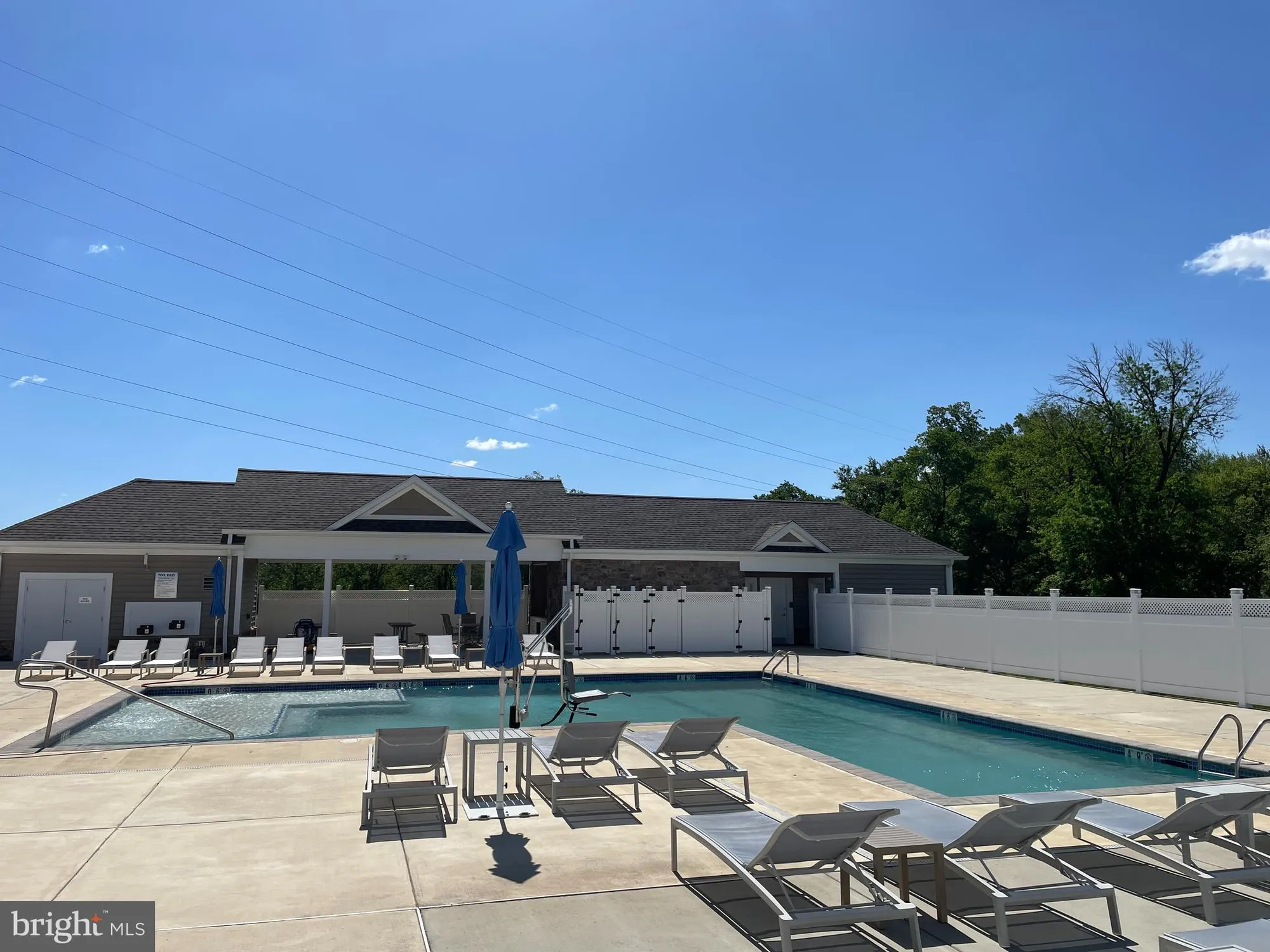 Property Slideshow image 37 of 37 | 532 christiana manor dr, West Grove, PA, 19390