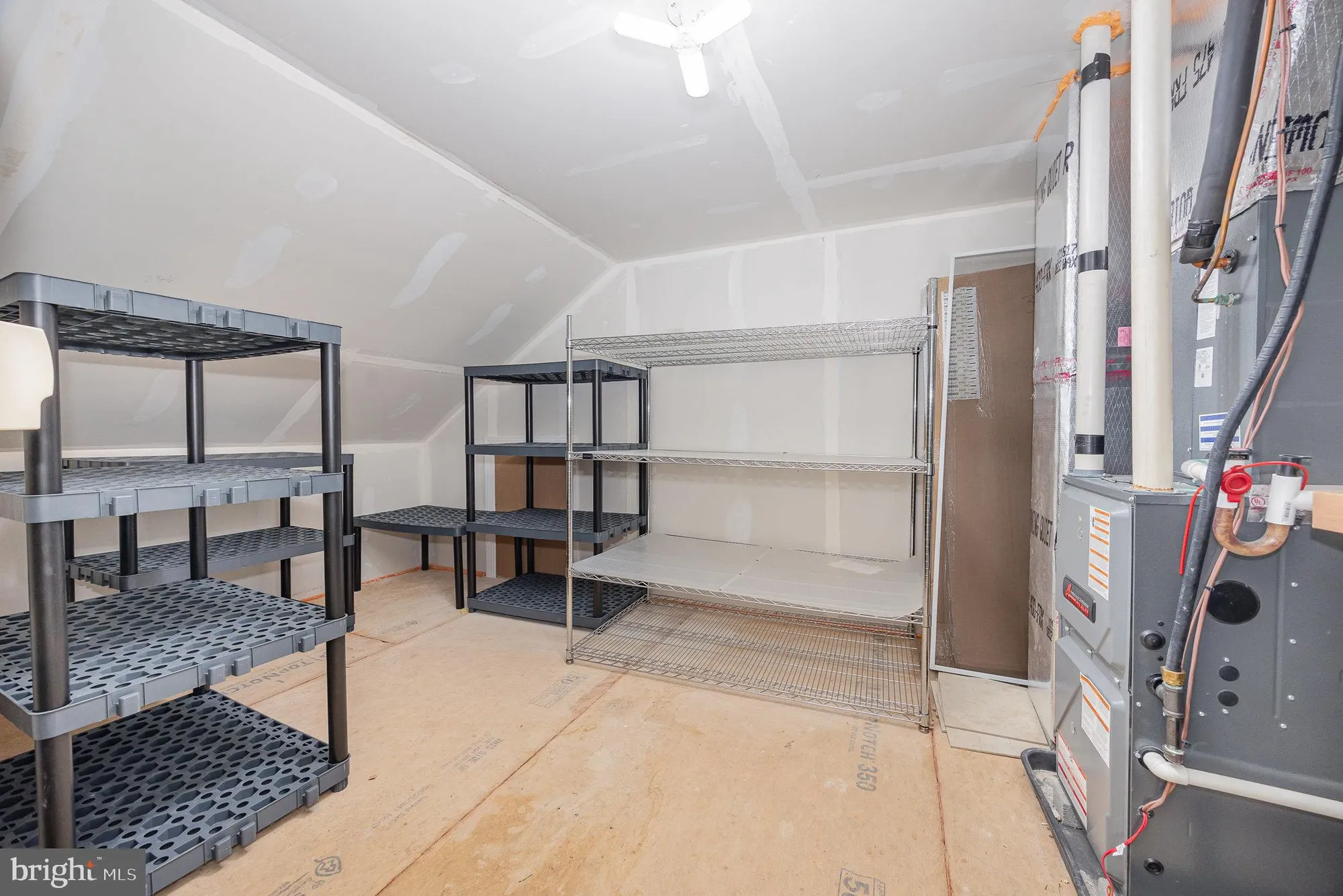 Property Slideshow image 24 of 38 | 226 loyal dr, Mechanicsburg, PA, 17050