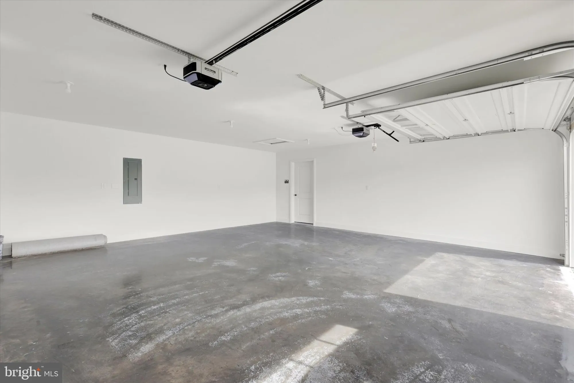 Property Slideshow image 23 of 26 | 6279 oak leaf ln n, Fayetteville, PA, 17222