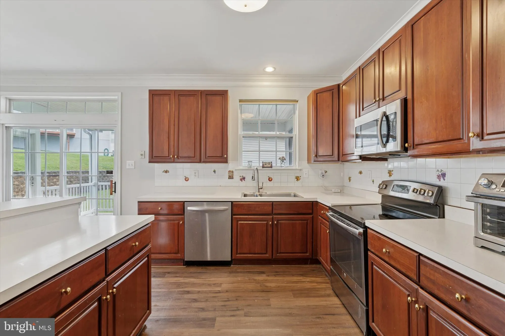 Property Slideshow image 6 of 19 | 1604 e fox brushs way, Glen Mills, PA, 19342