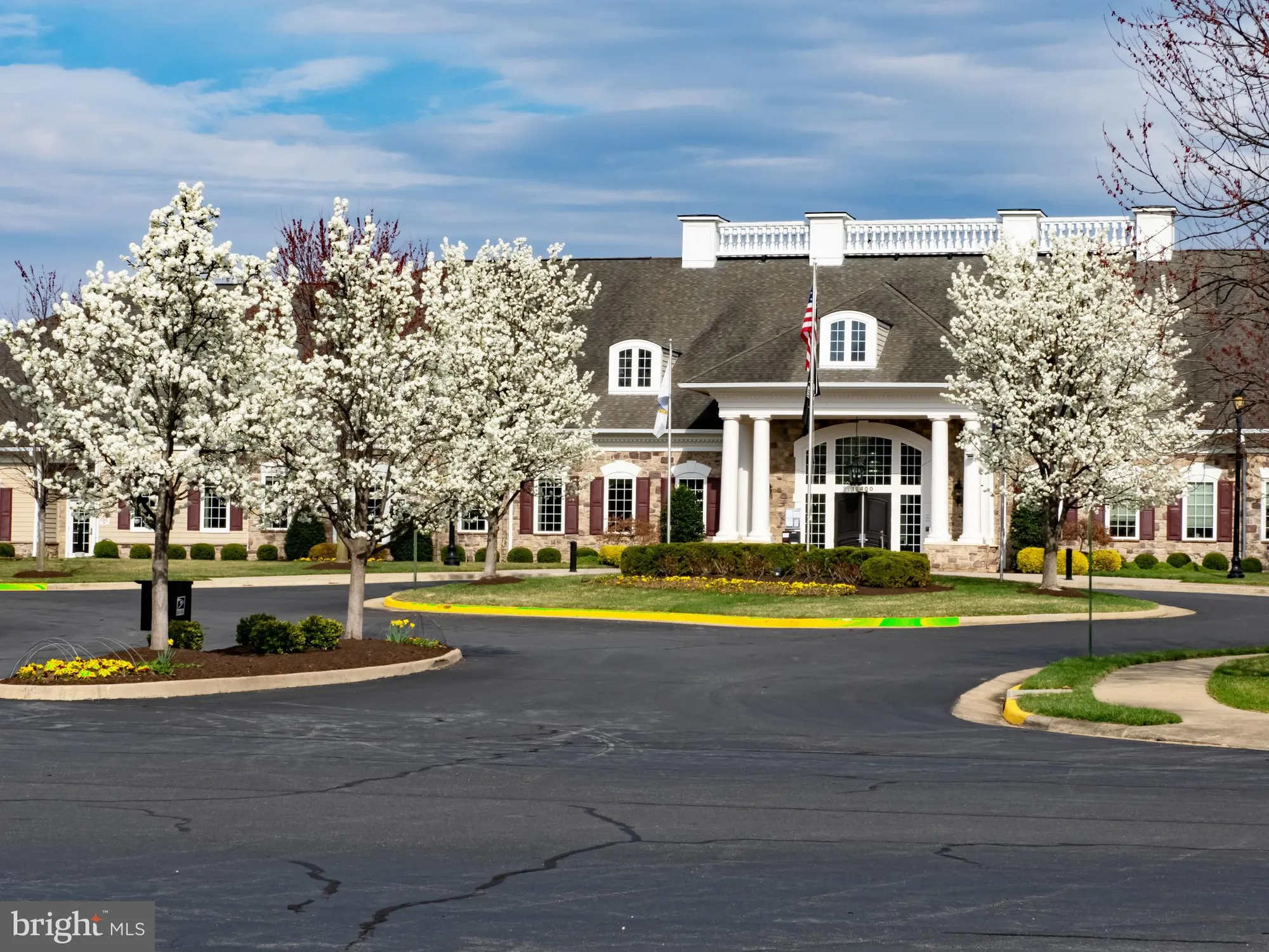 Property Slideshow image 6 of 53 | 3839 mulberry point ct, Dumfries, VA, 22025