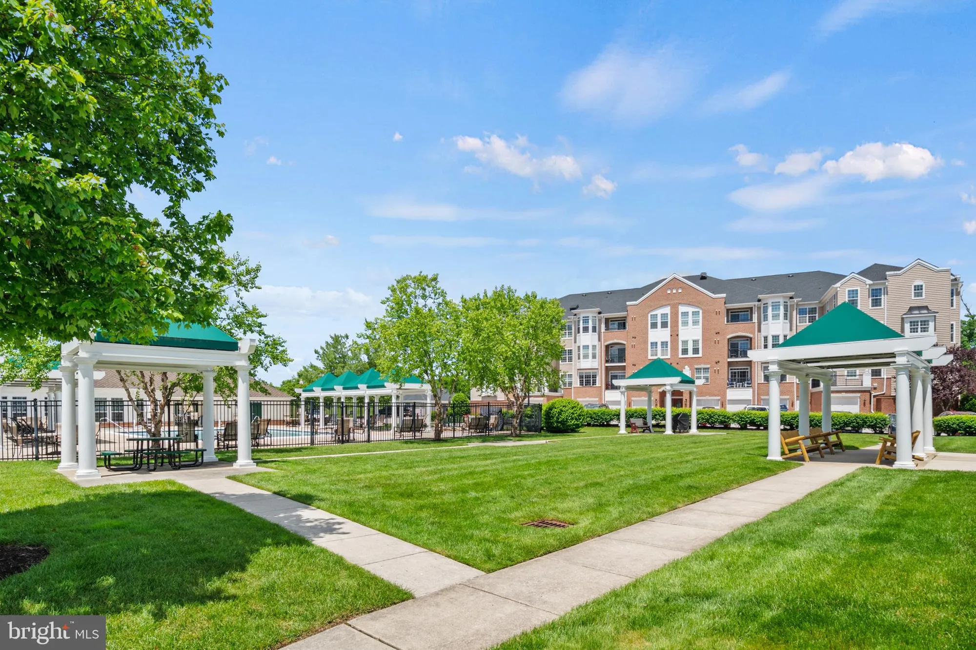 Property Slideshow image 58 of 62 | 7305 maplecrest rd 206, Elkridge, MD, 21075