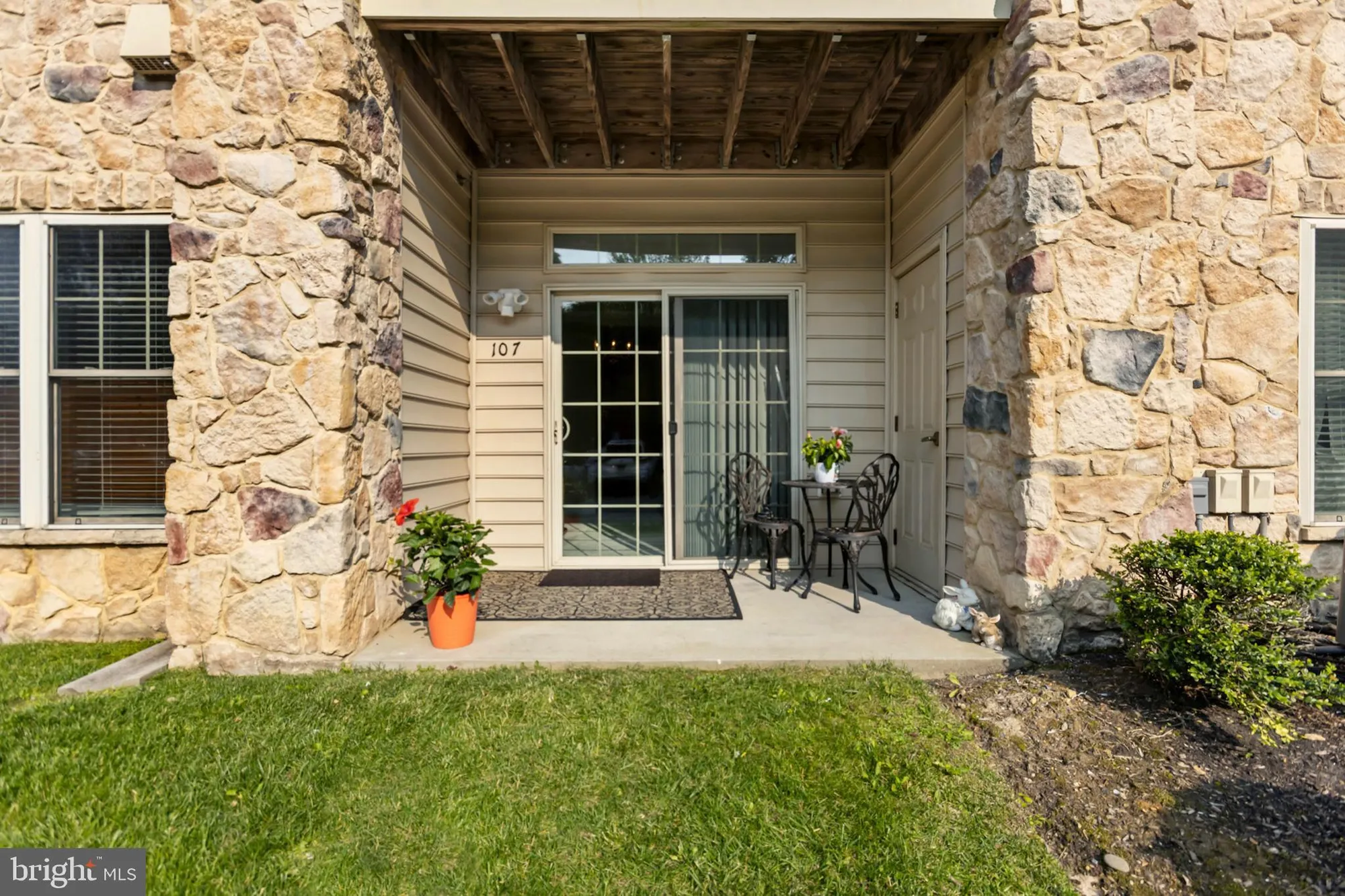 Property Slideshow image 29 of 34 | 3000 fountainview cir # 3107, Newark, DE, 19713