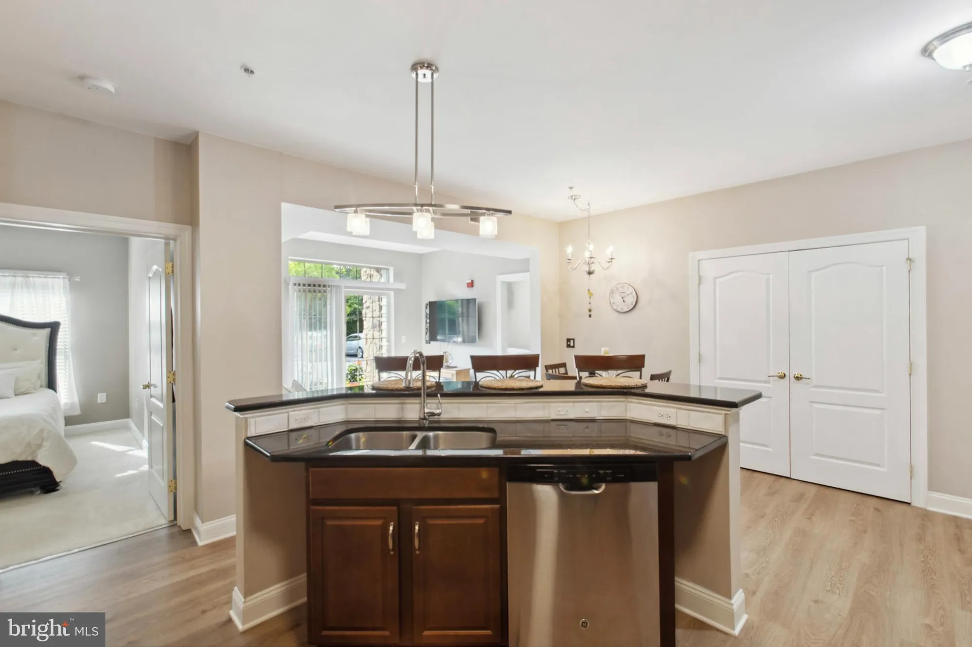 Property Slideshow image 8 of 34 | 3000 fountainview cir # 3107, Newark, DE, 19713