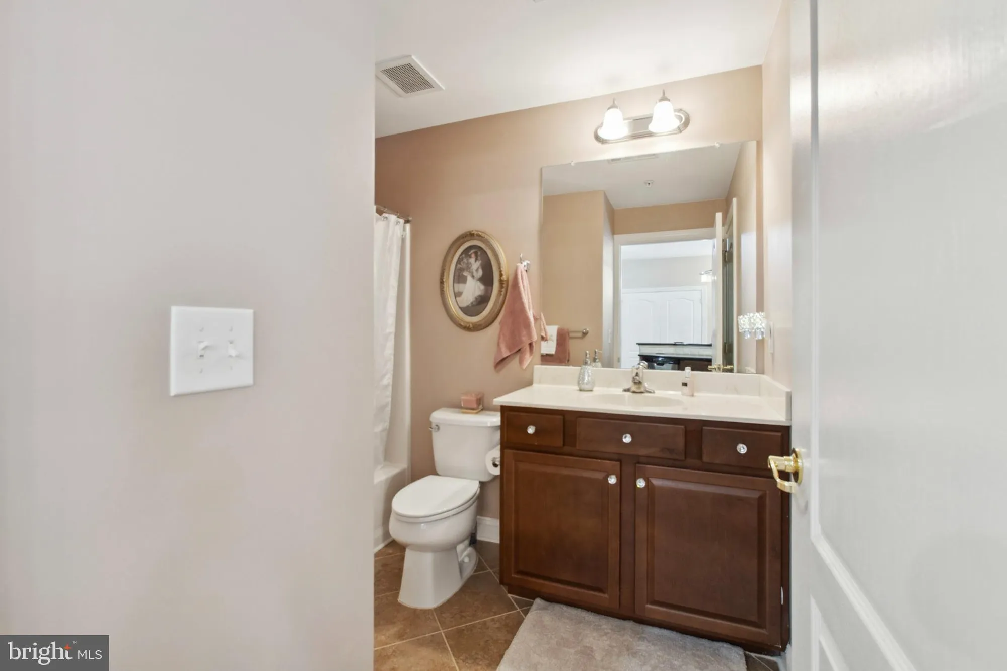 Property Slideshow image 24 of 34 | 3000 fountainview cir # 3107, Newark, DE, 19713