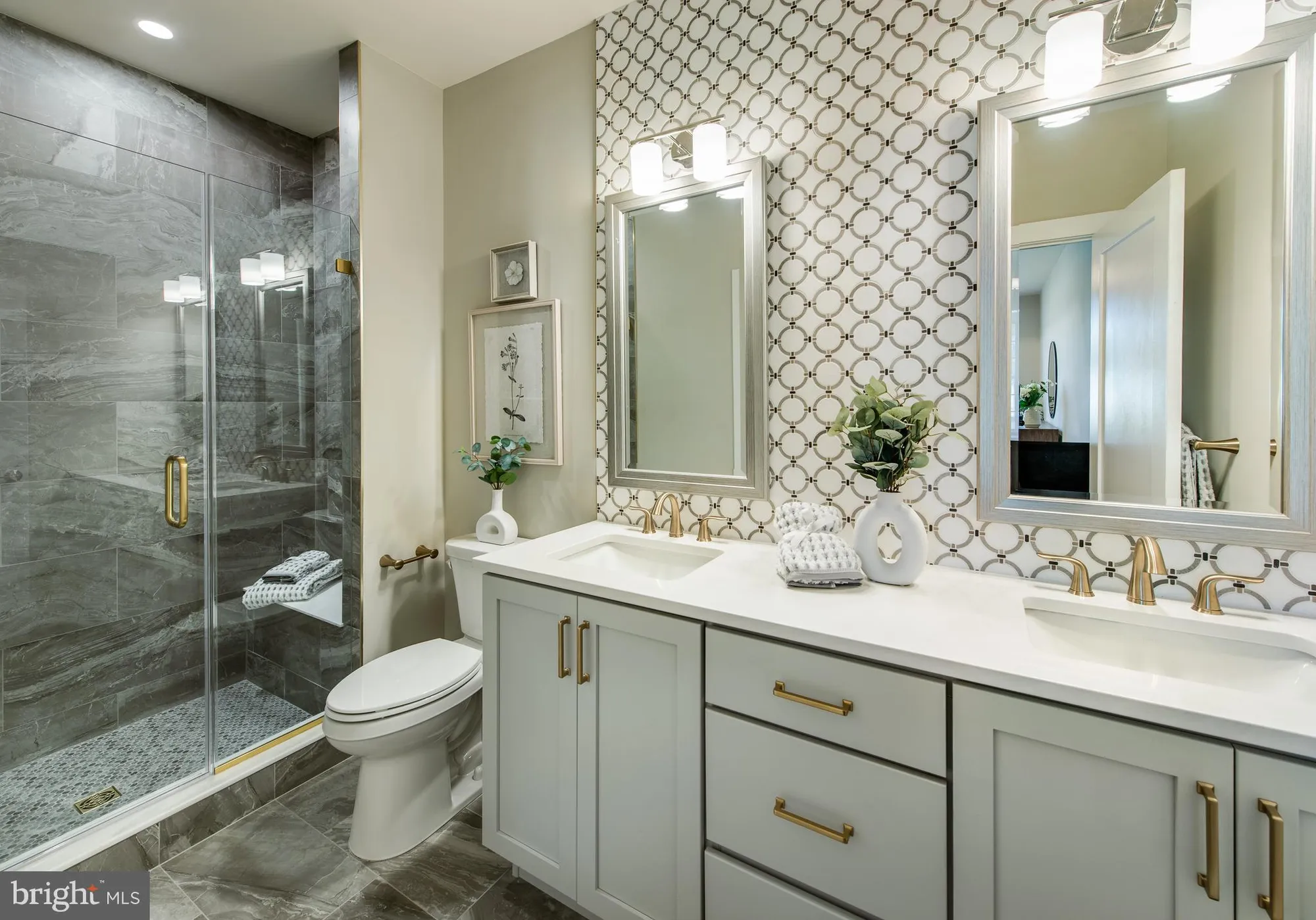 Property Slideshow image 17 of 48 | 508 fullerton farm ct, Warrington, PA, 18976