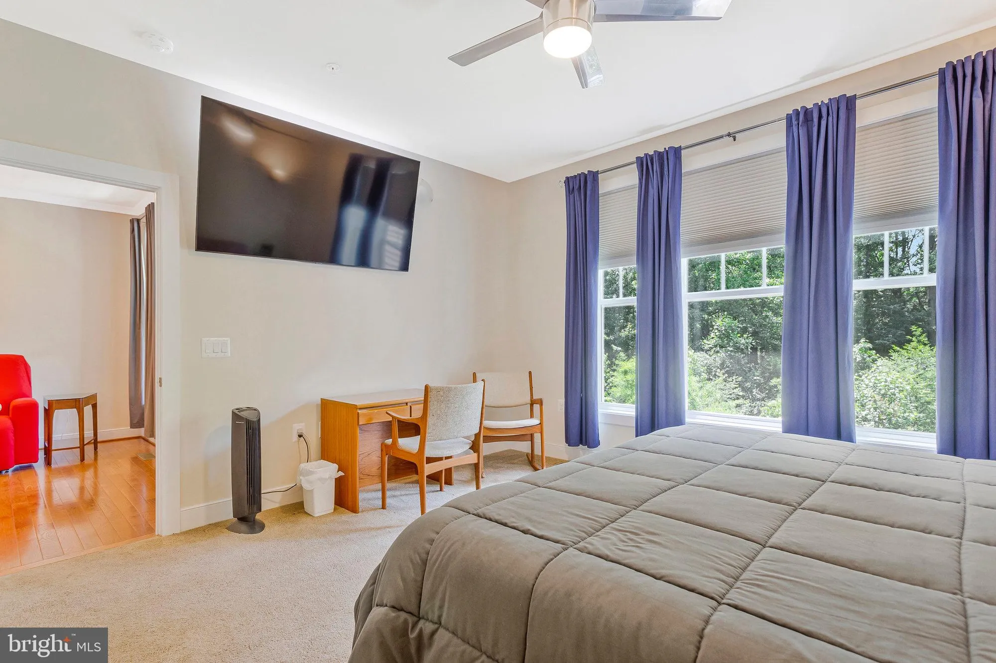 Property Slideshow image 22 of 54 | 9726 knowledge dr, Laurel, MD, 20723