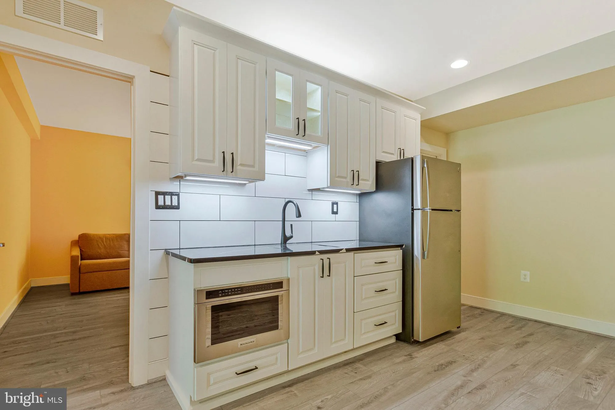 Property Slideshow image 34 of 54 | 9726 knowledge dr, Laurel, MD, 20723