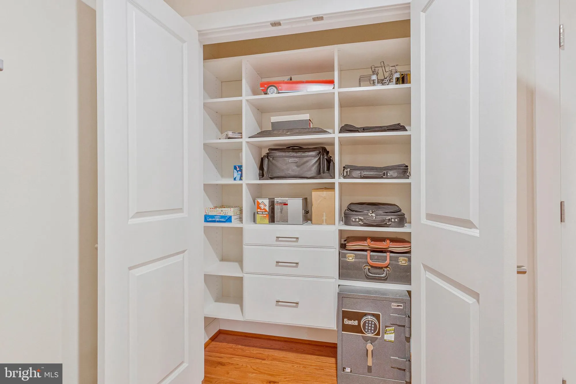 Property Slideshow image 46 of 54 | 9726 knowledge dr, Laurel, MD, 20723