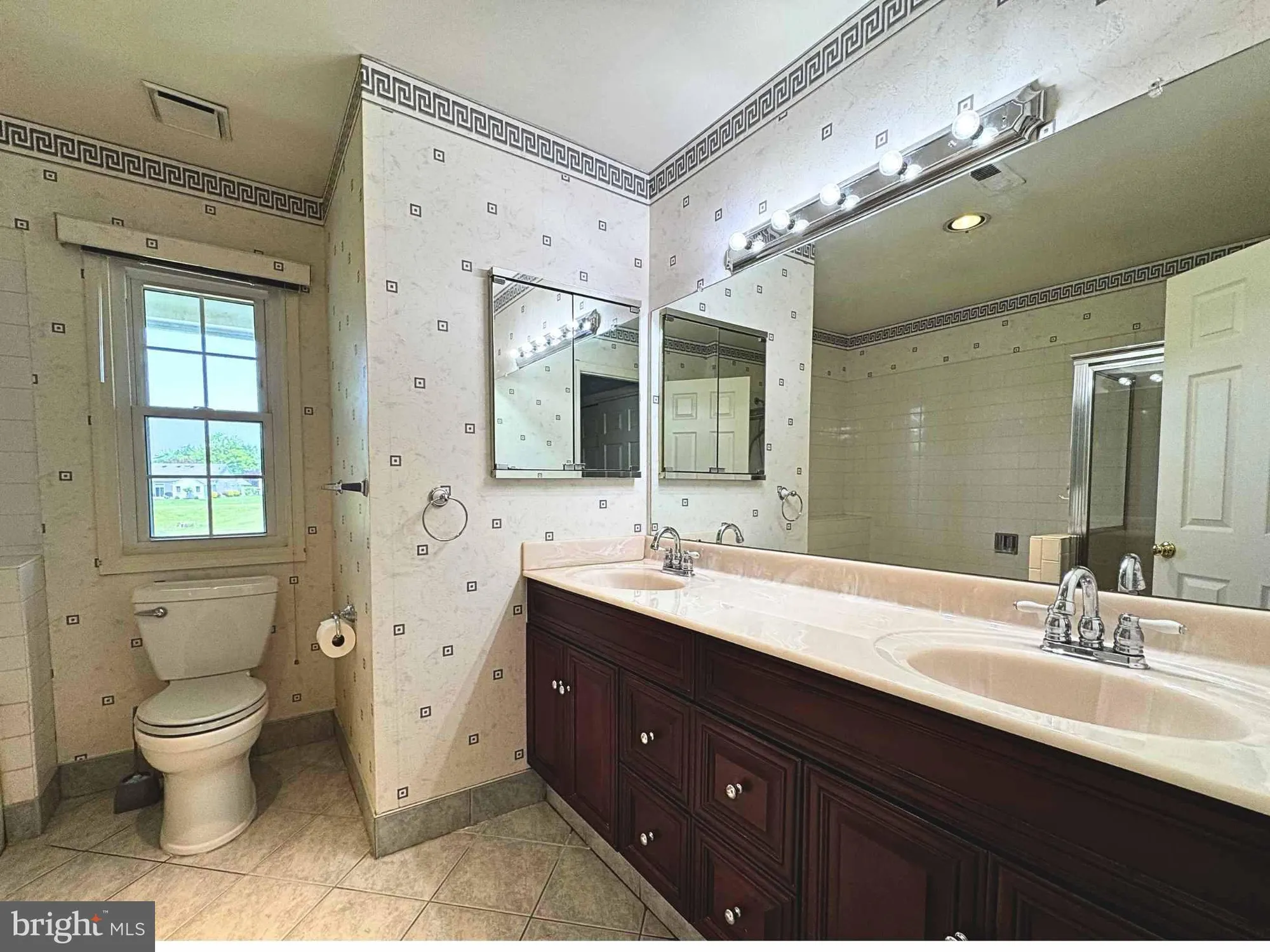 Property Slideshow image 17 of 24 | 38 rutland ln i, Monroe Township, NJ, 08831
