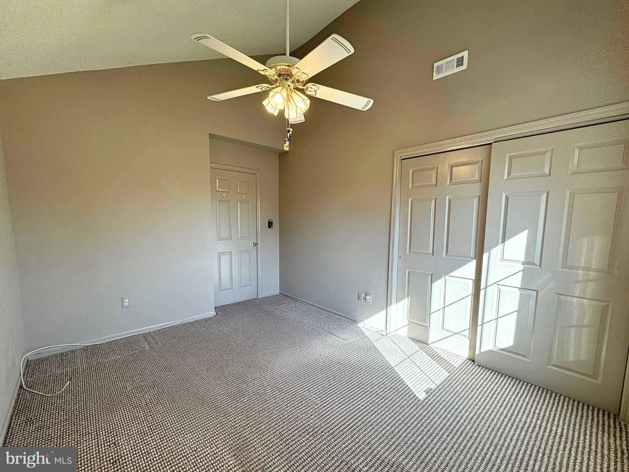 Property Slideshow image 18 of 24 | 38 rutland ln i, Monroe Township, NJ, 08831